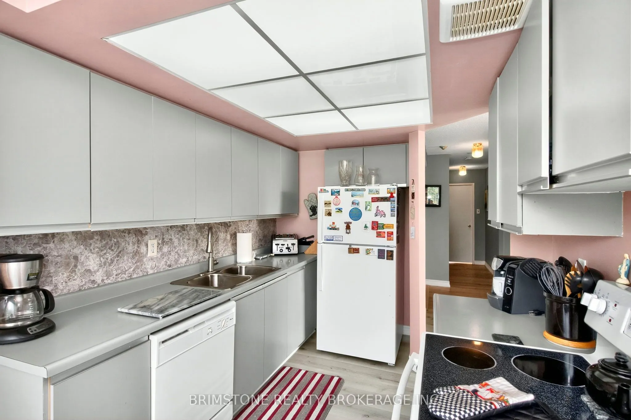26 Hanover Road, #202