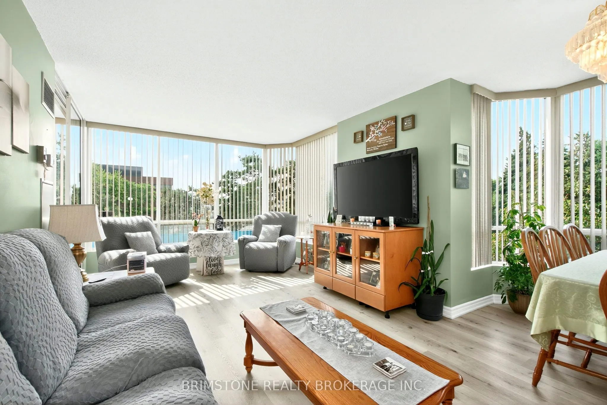 26 Hanover Road, #202