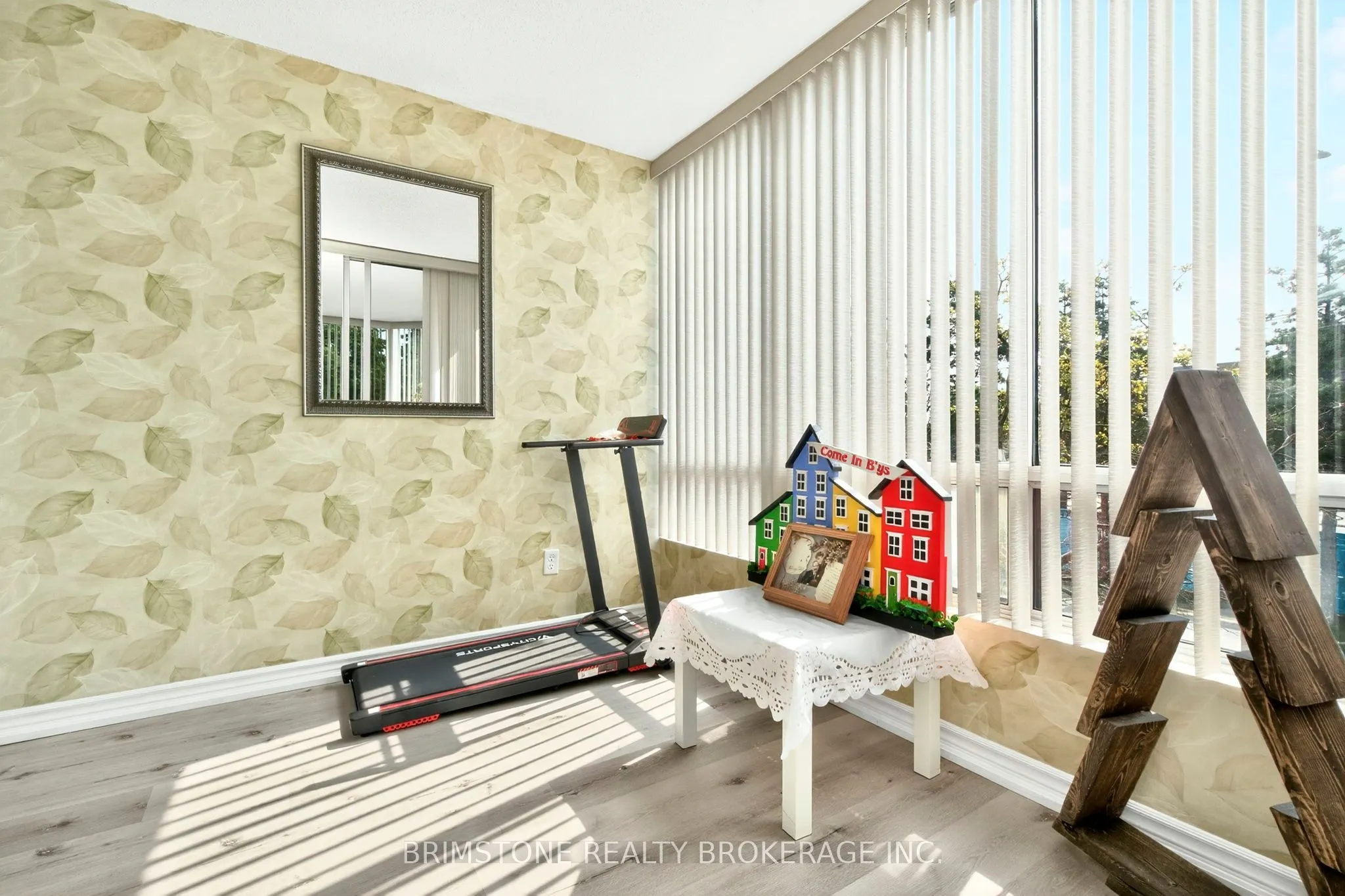 26 Hanover Road, #202