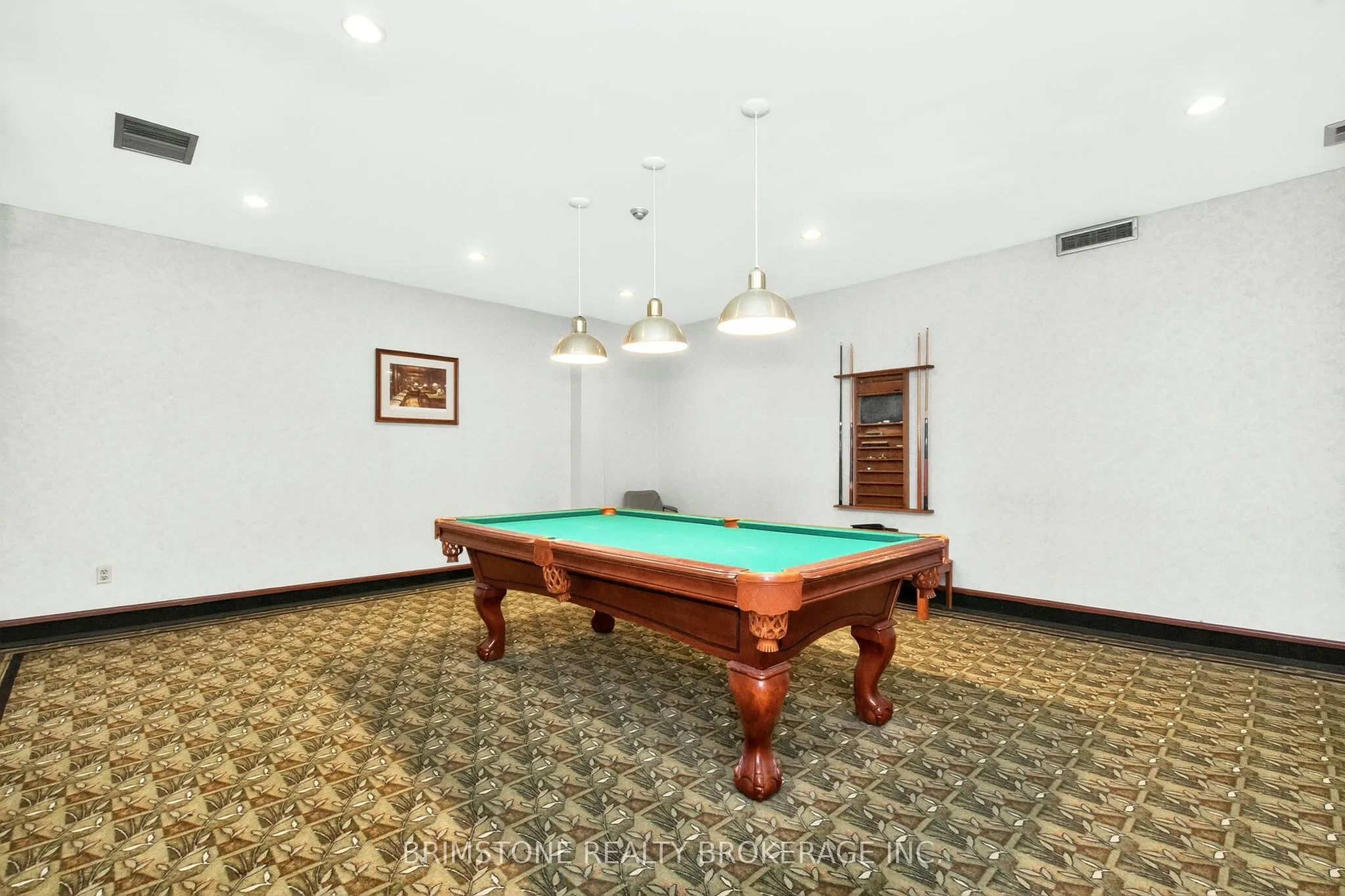 26 Hanover Road, #202