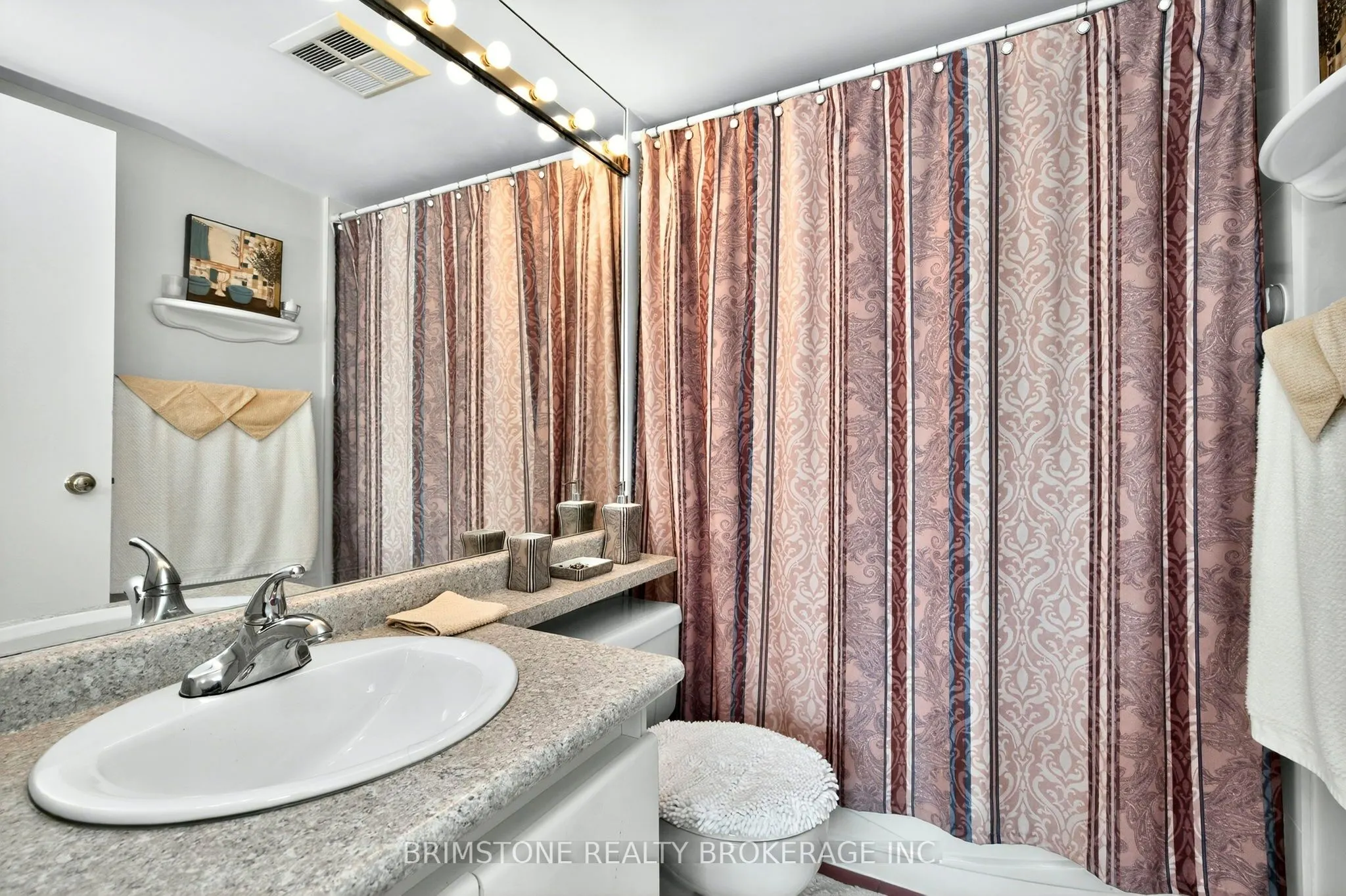 26 Hanover Road, #202