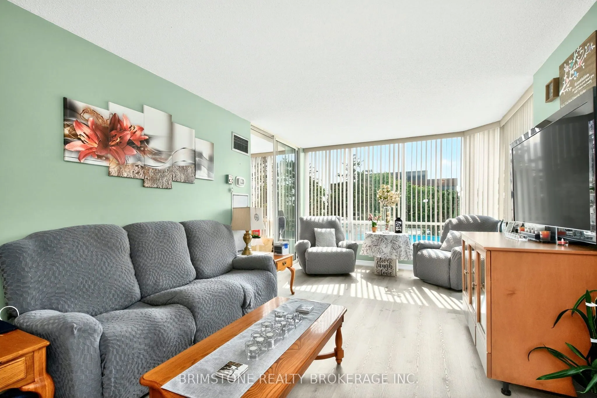 26 Hanover Road, #202