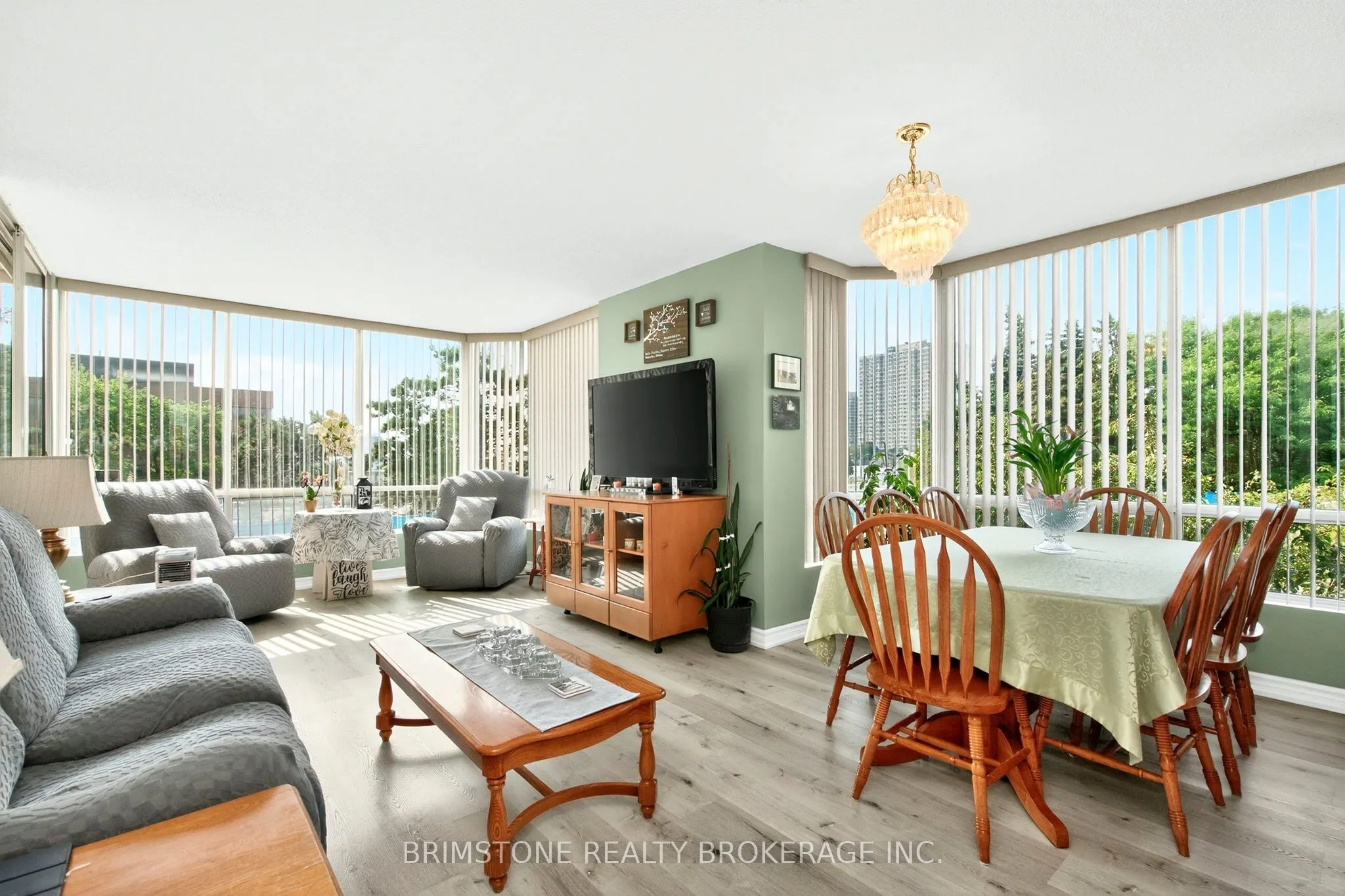 26 Hanover Road, #202