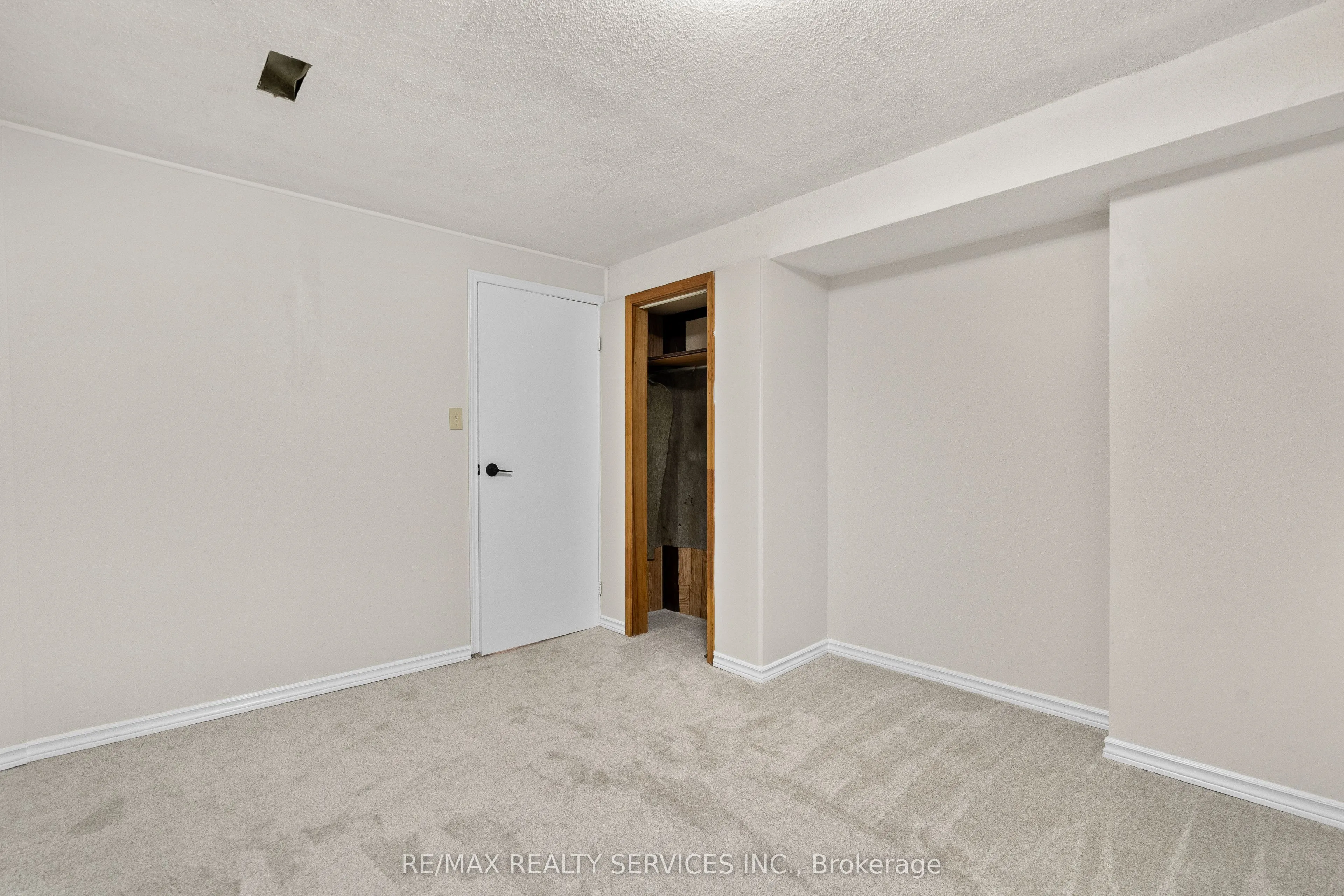 68 Montjoy Crescent