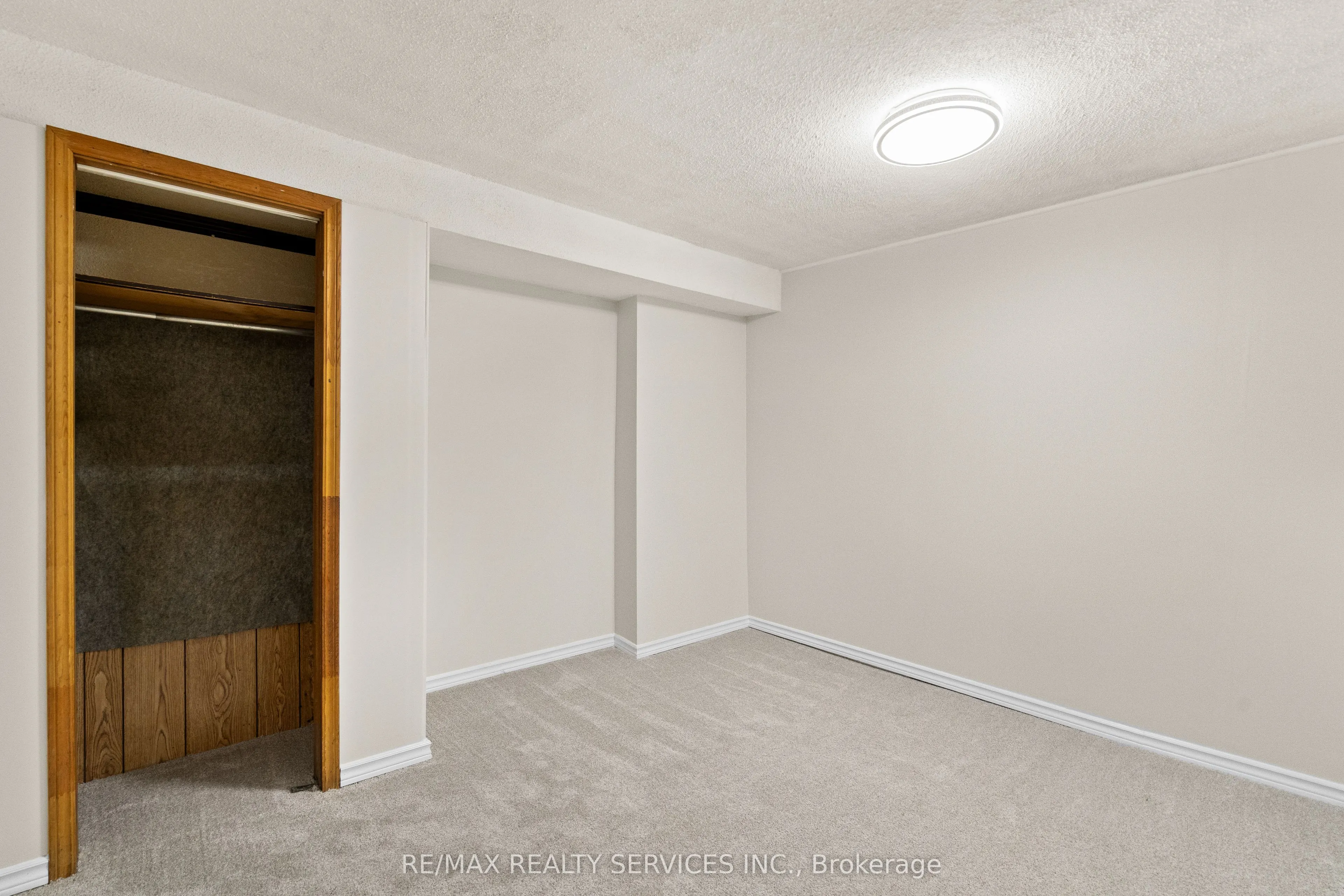 68 Montjoy Crescent