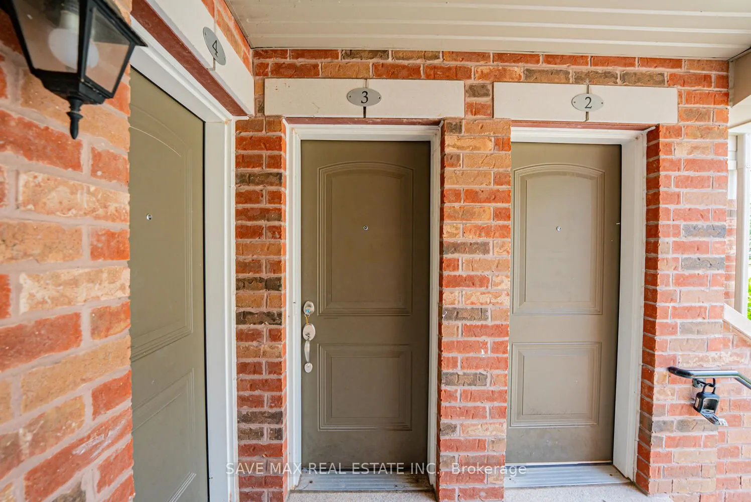 2476 Post Road, #3