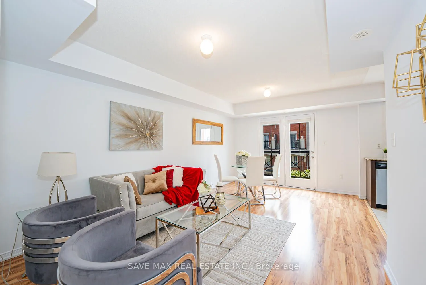 2476 Post Road, #3
