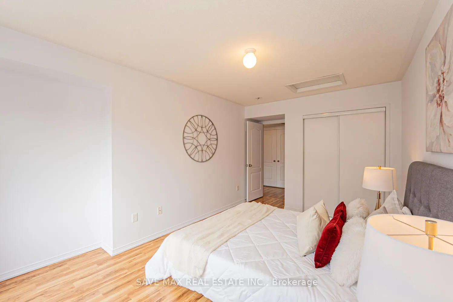 2476 Post Road, #3
