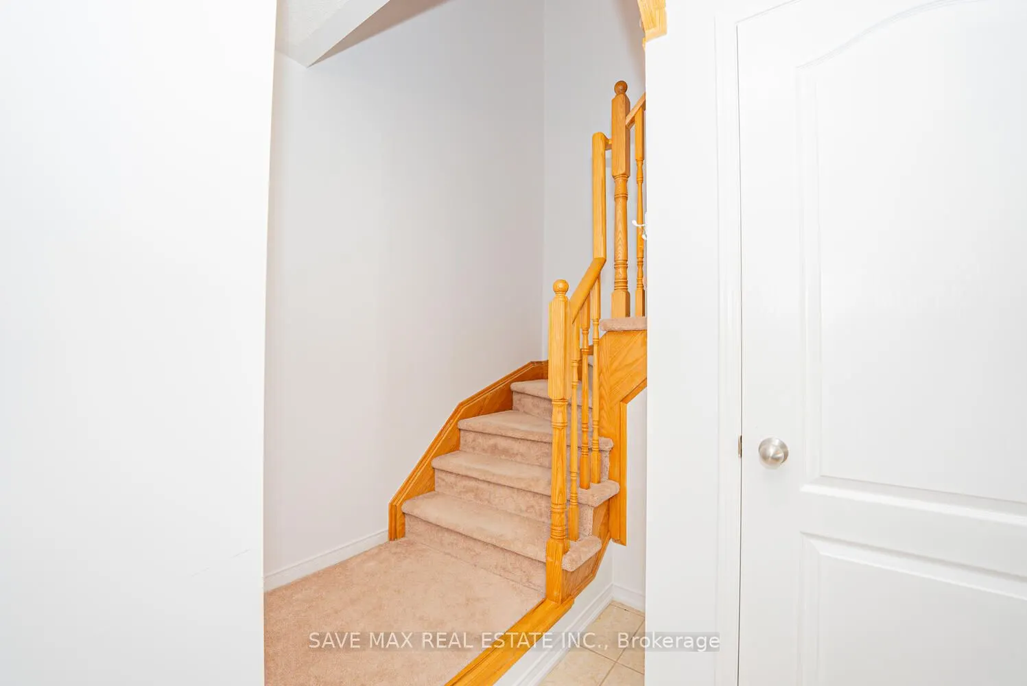 2476 Post Road, #3