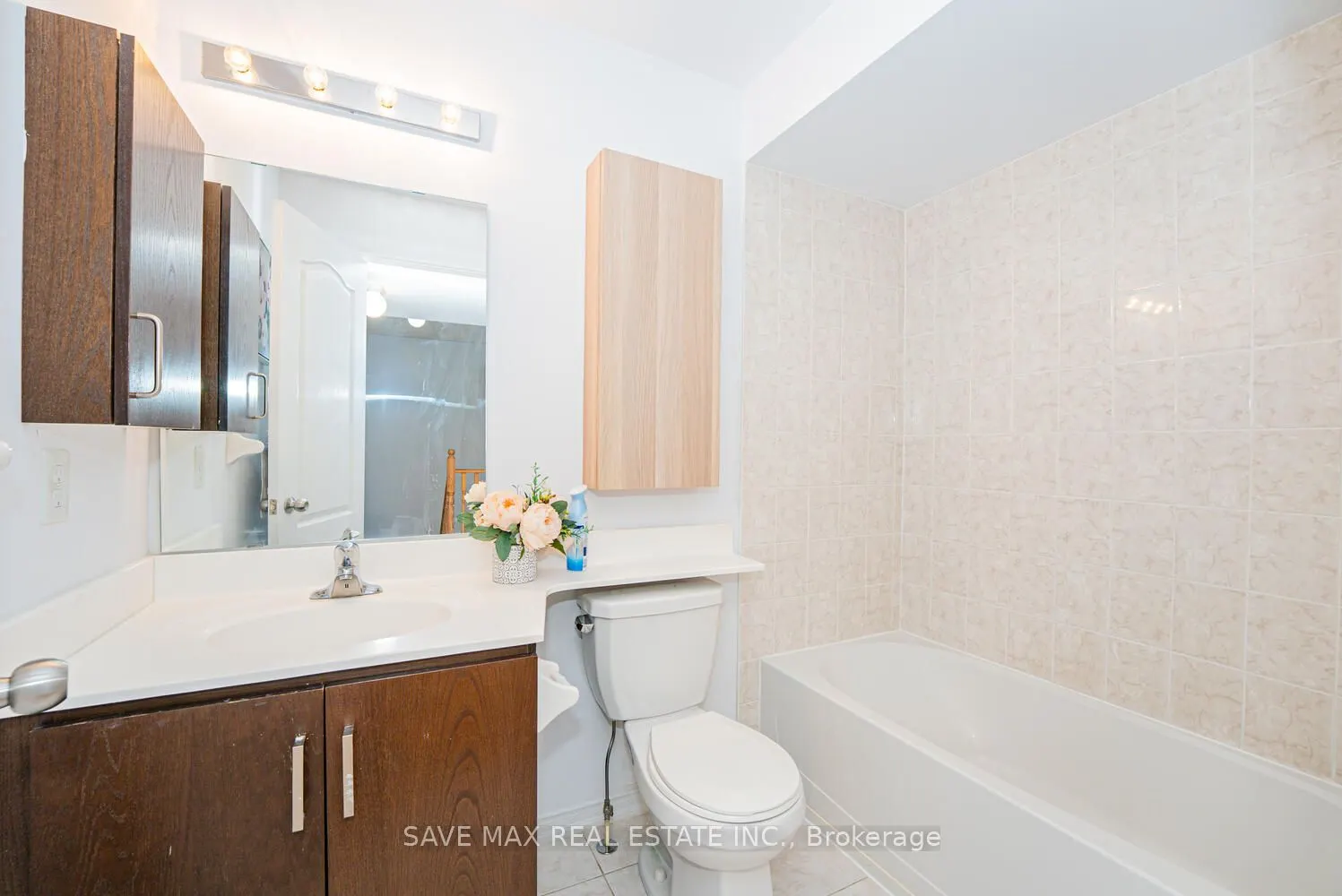 2476 Post Road, #3