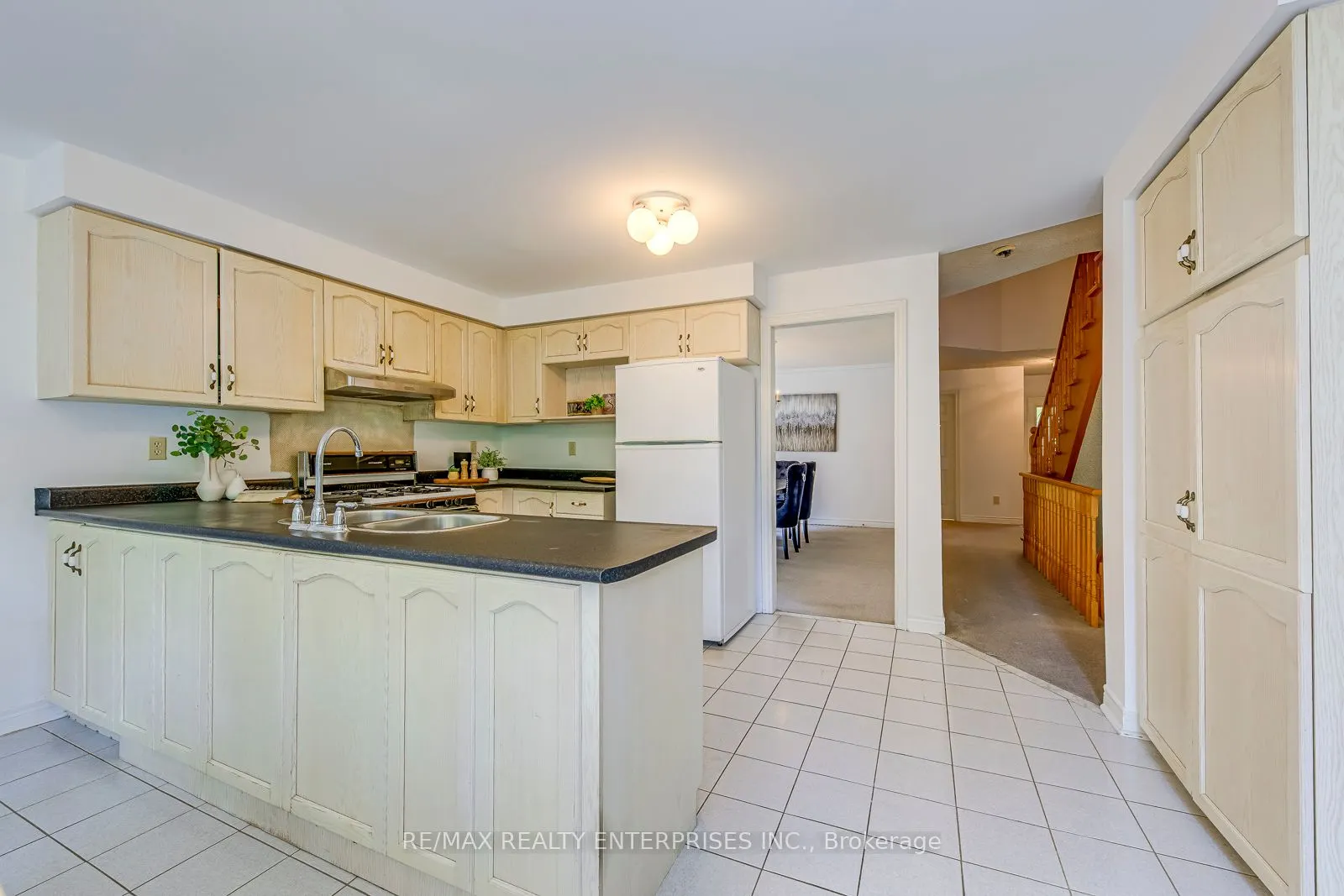 1037 Beechnut Road