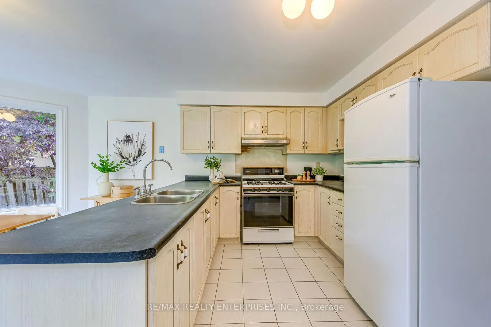 1037 Beechnut Road