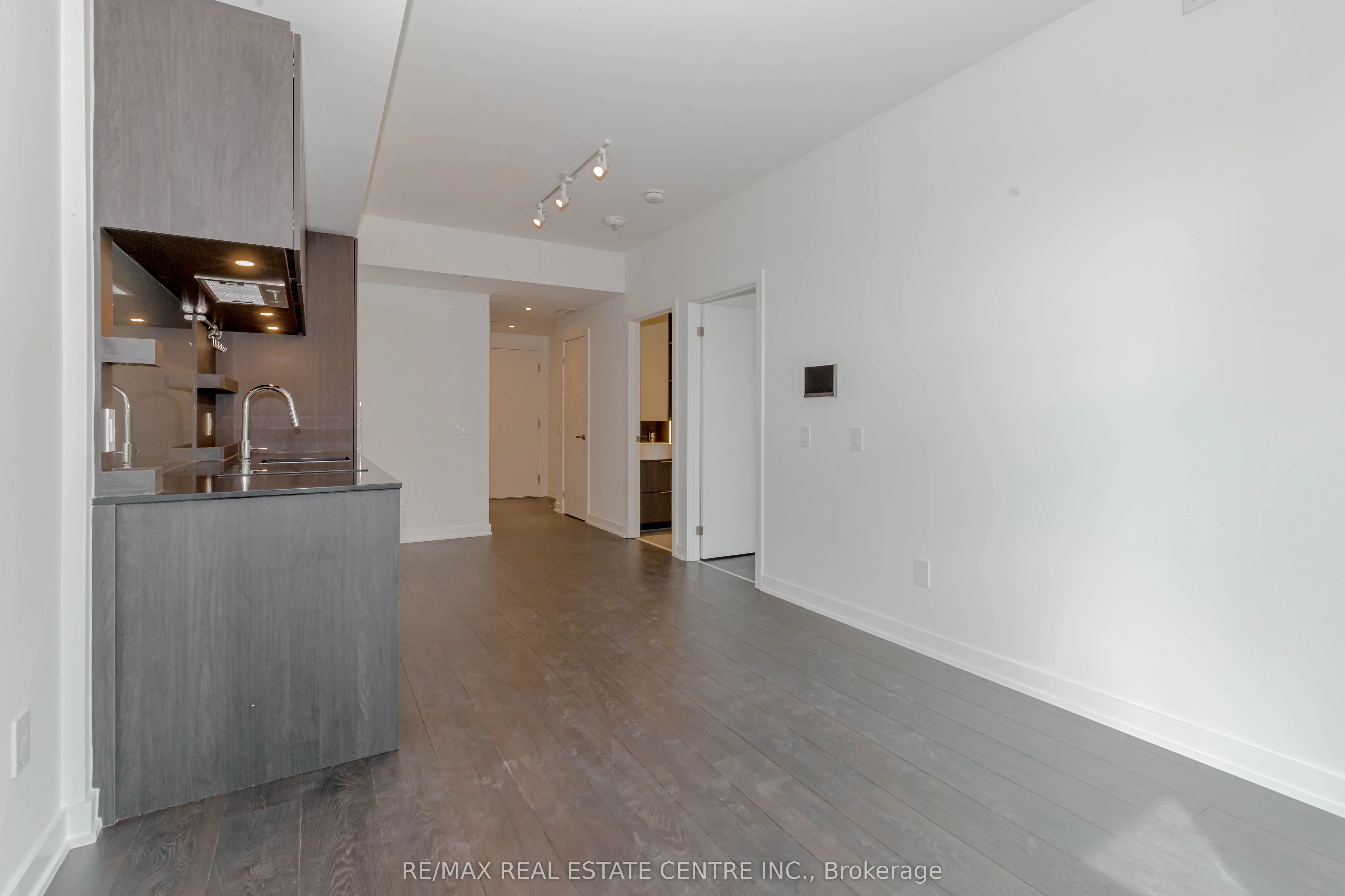 28 Ann Street, #310