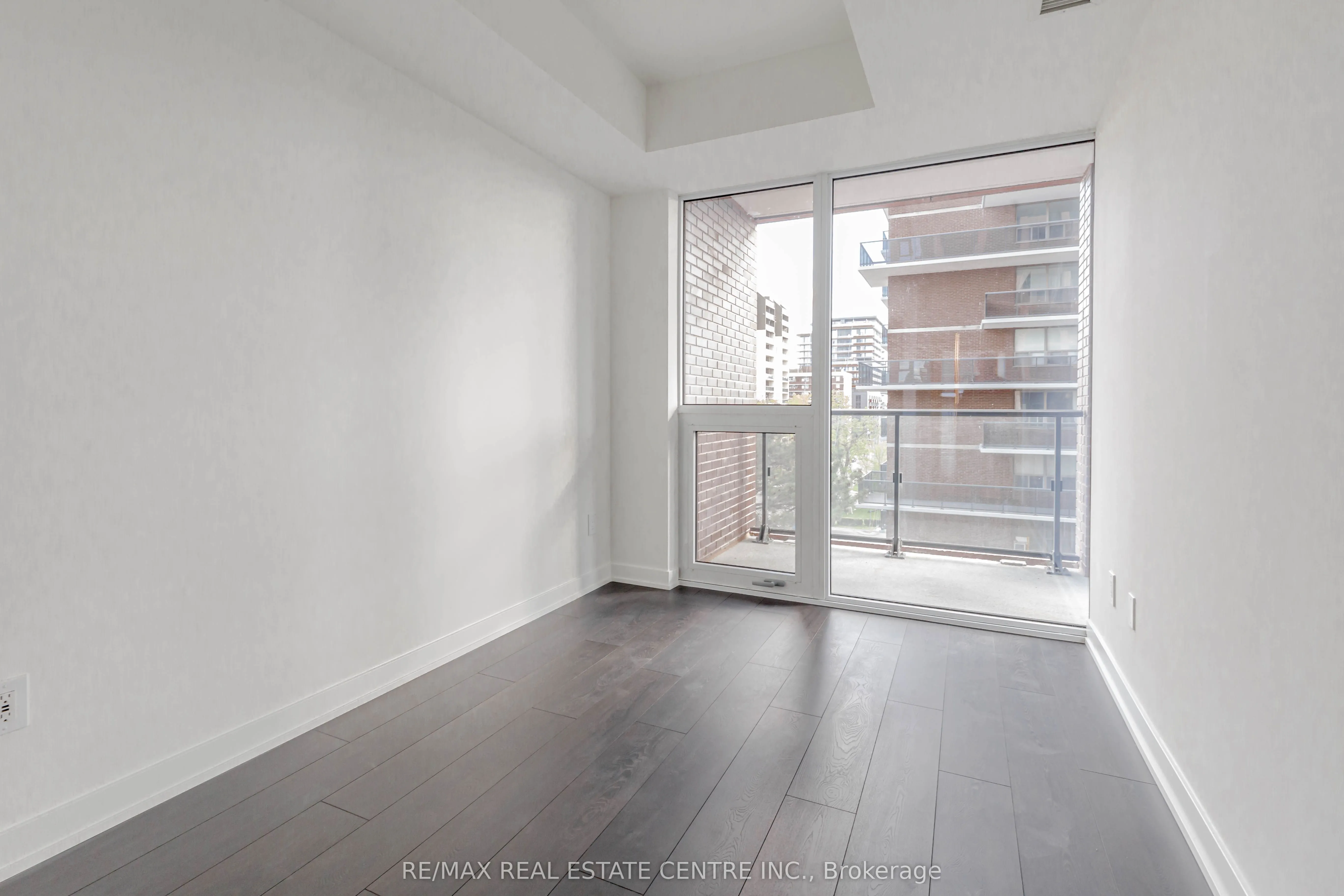 28 Ann Street, #310