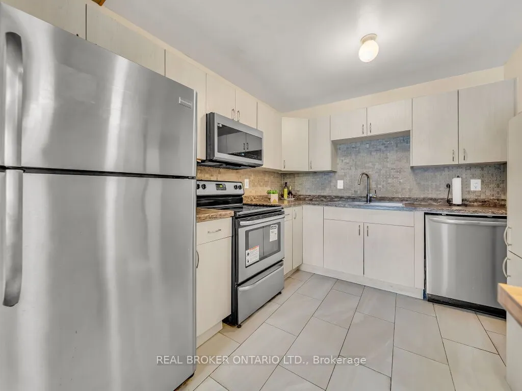 1050 Falgarwood Drive, #128