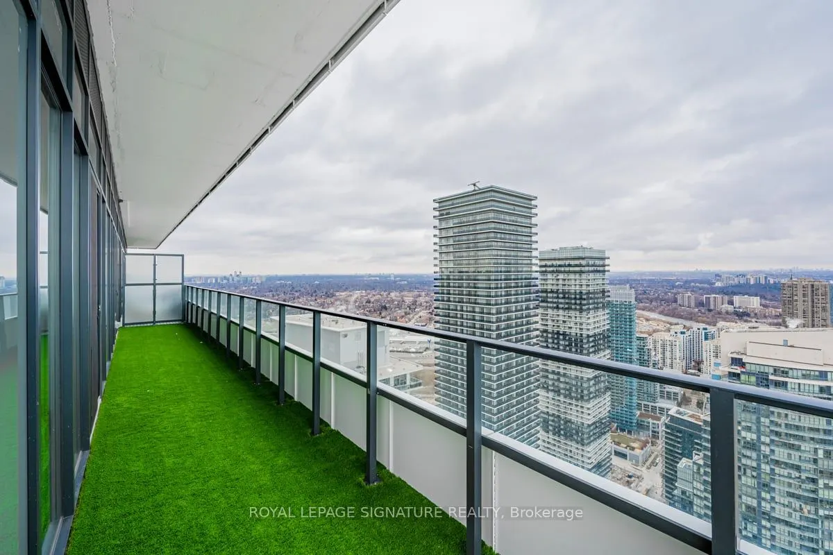 20 Shore Breeze Drive, #LPH05B