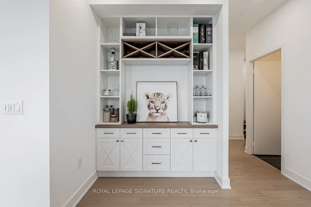 20 Shore Breeze Drive, #LPH05B
