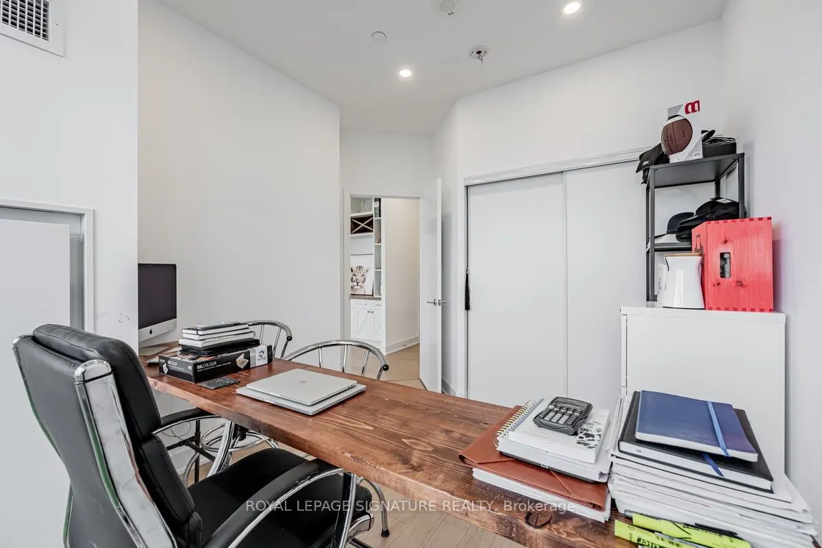 20 Shore Breeze Drive, #LPH05B