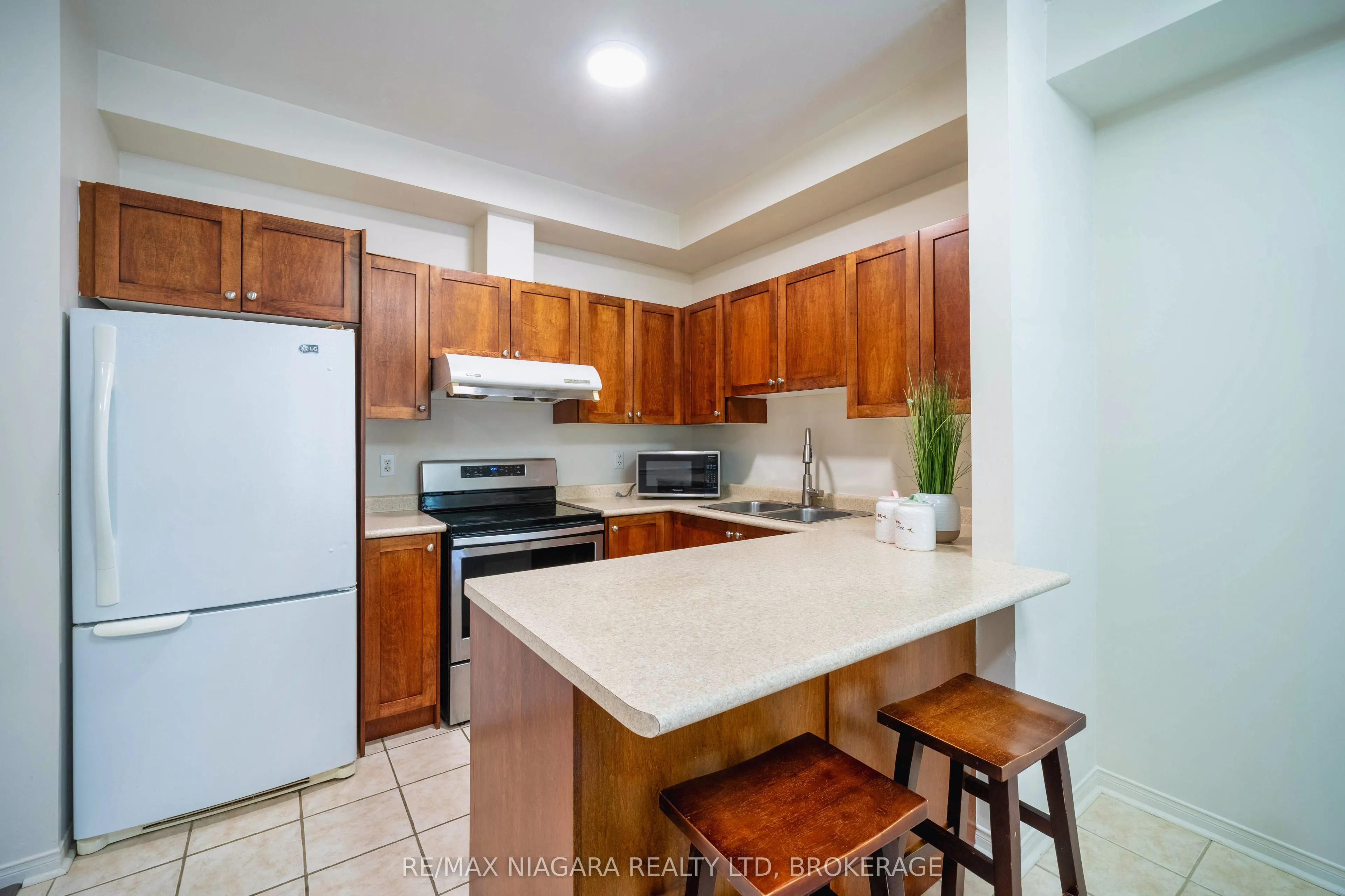 1130 Cawthra Road, #56