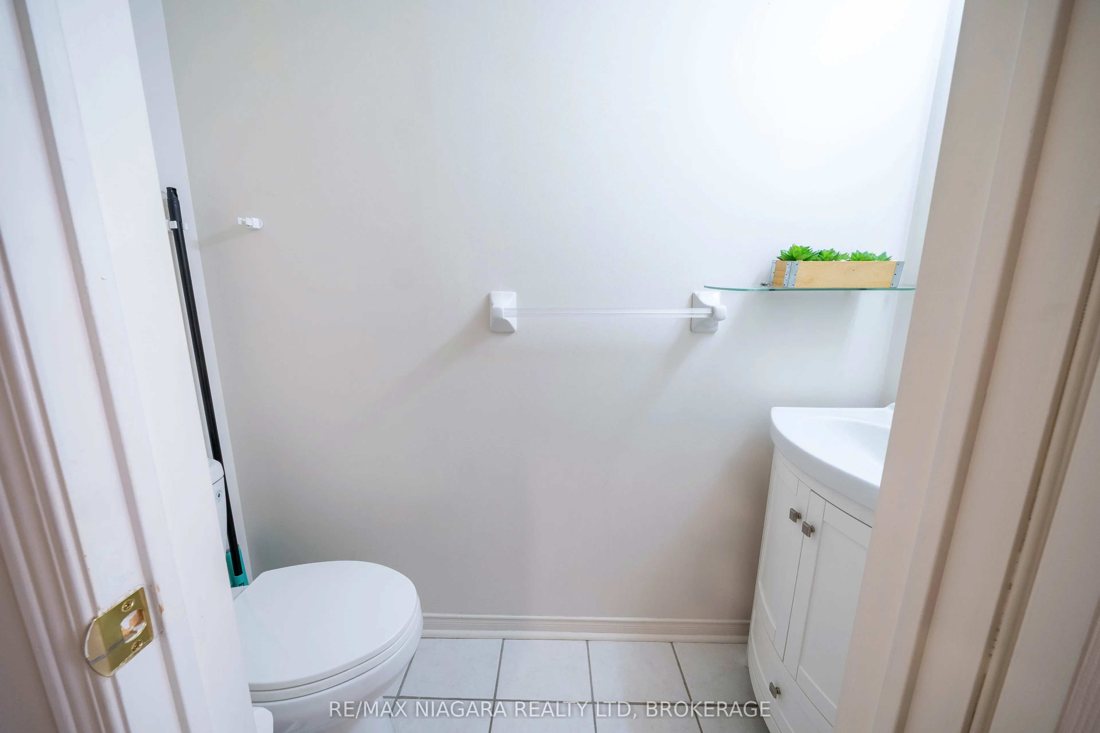 1130 Cawthra Road, #56