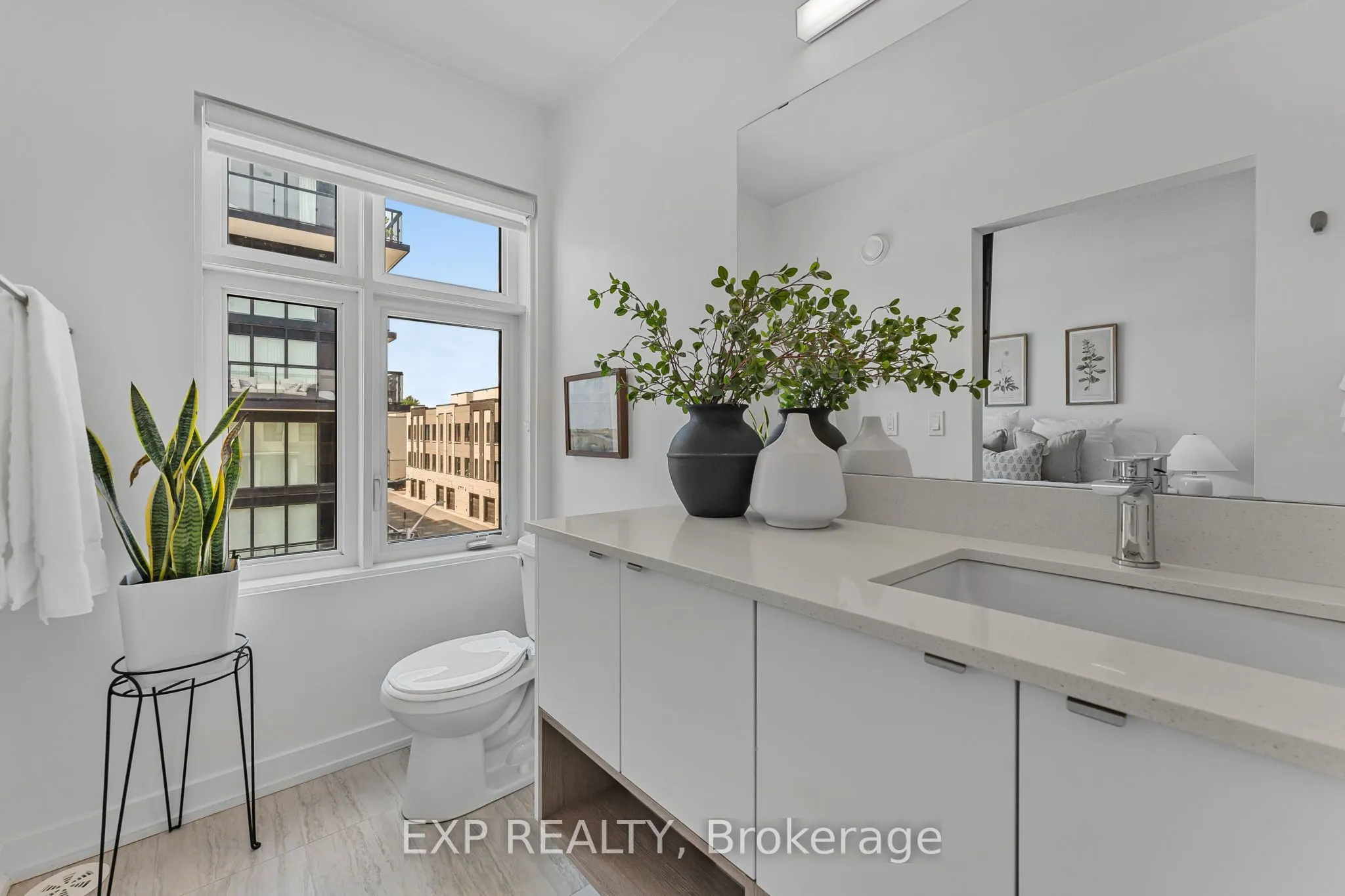 1121 Cooke Boulevard, #90