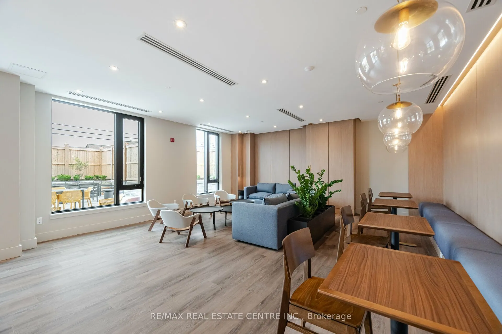 1440 Clarriage Court, #307
