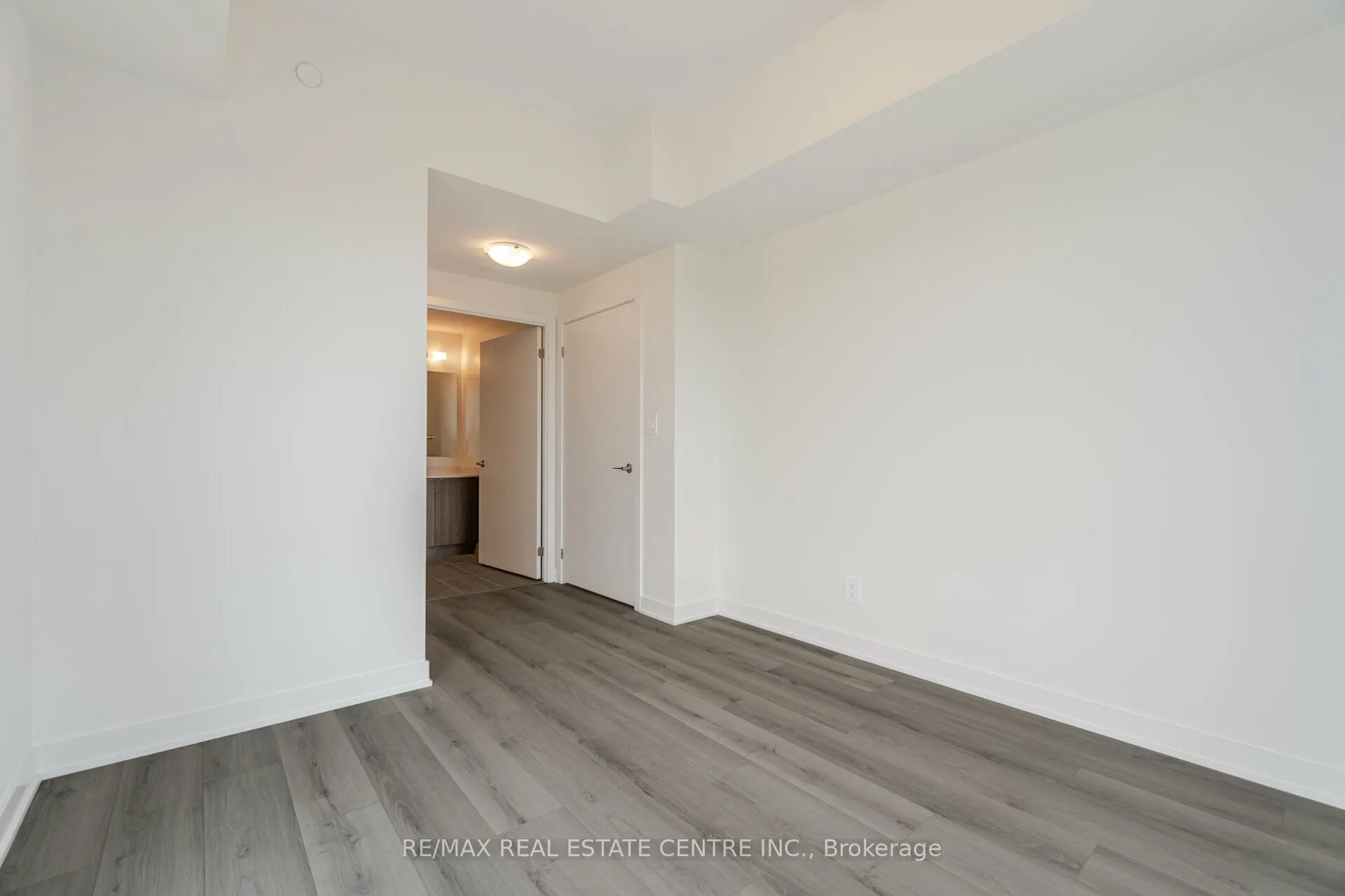 1440 Clarriage Court, #307