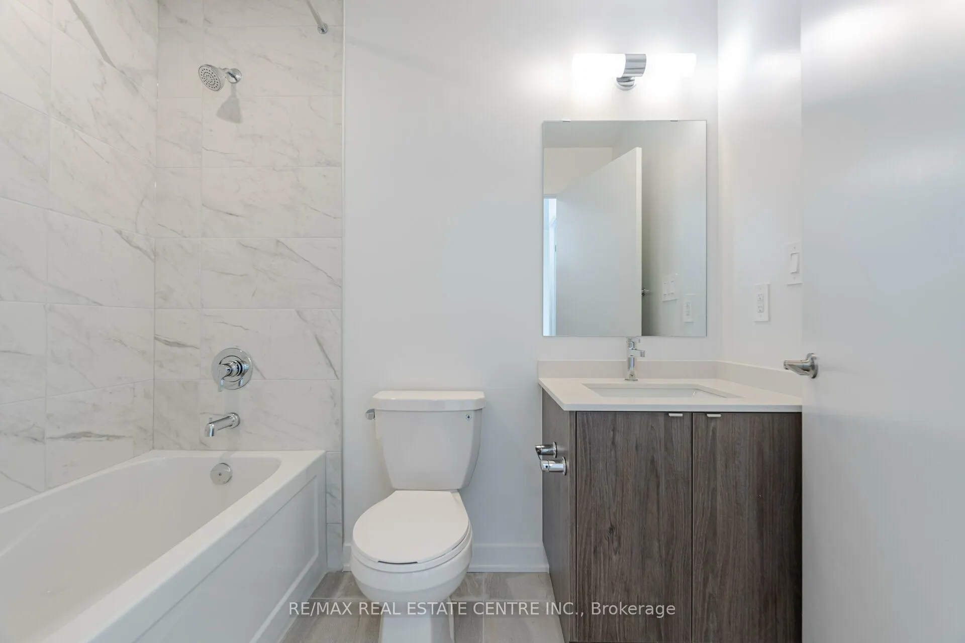 1440 Clarriage Court, #307