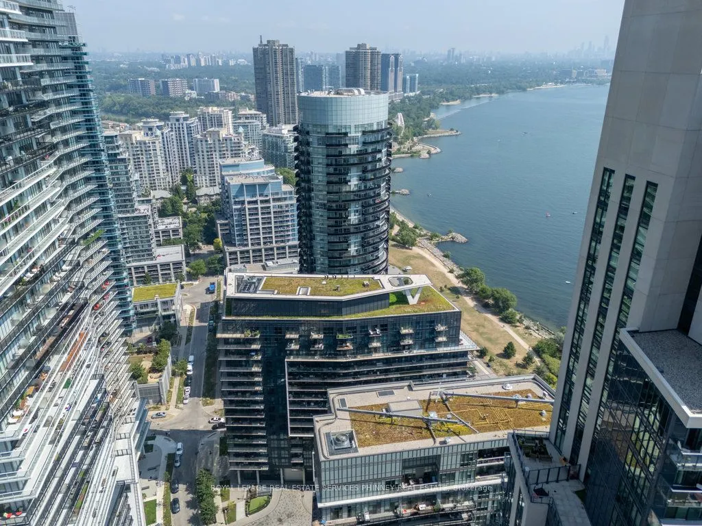 39 Annie Craig Drive, #408