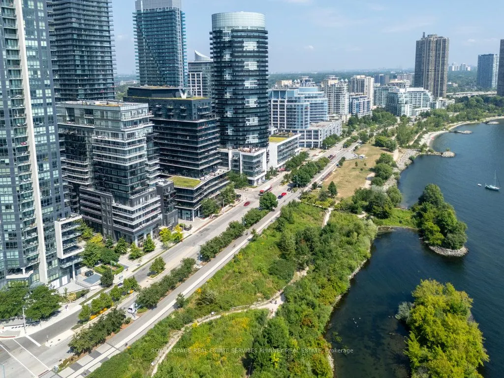 39 Annie Craig Drive, #408