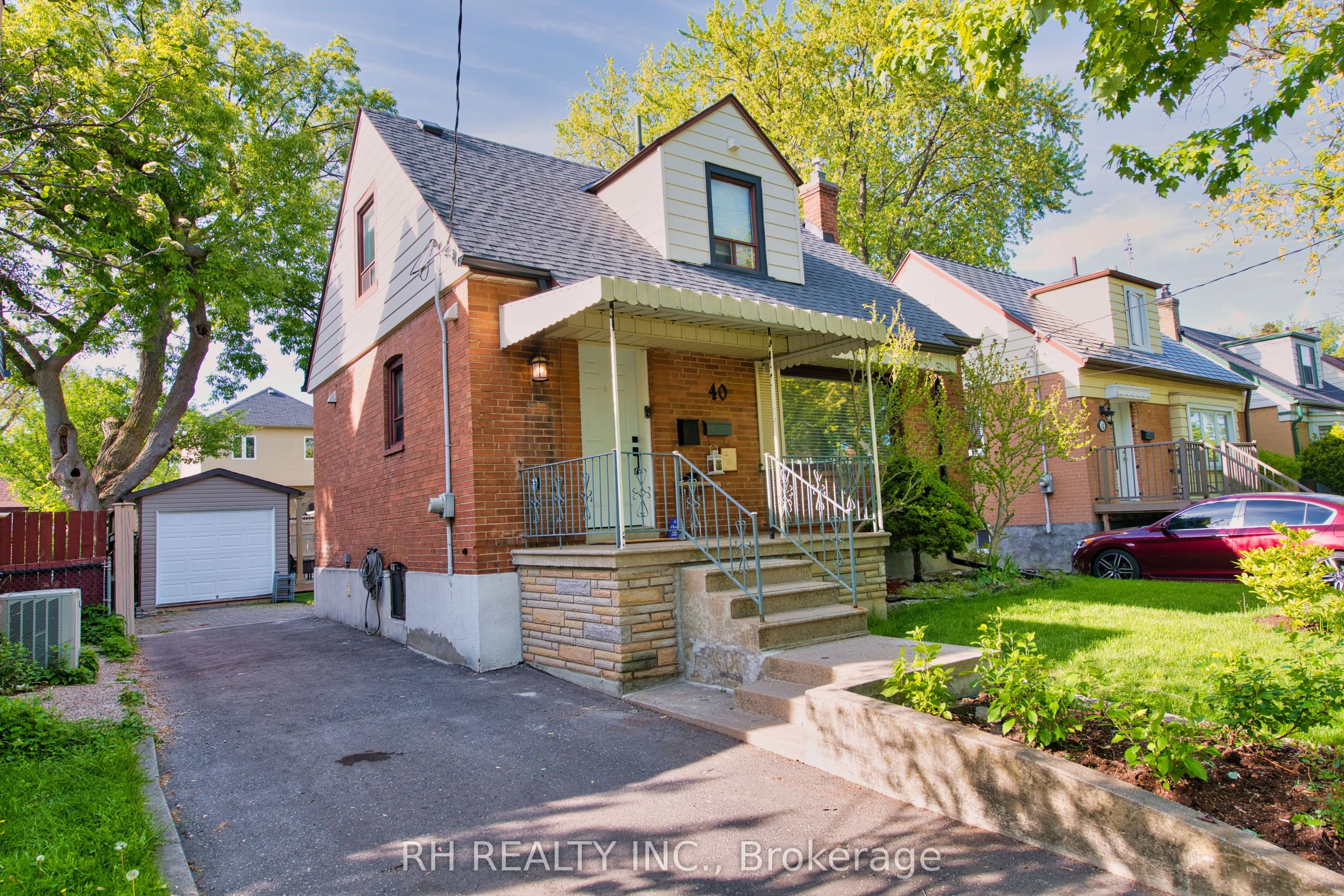 40 Patika Avenue