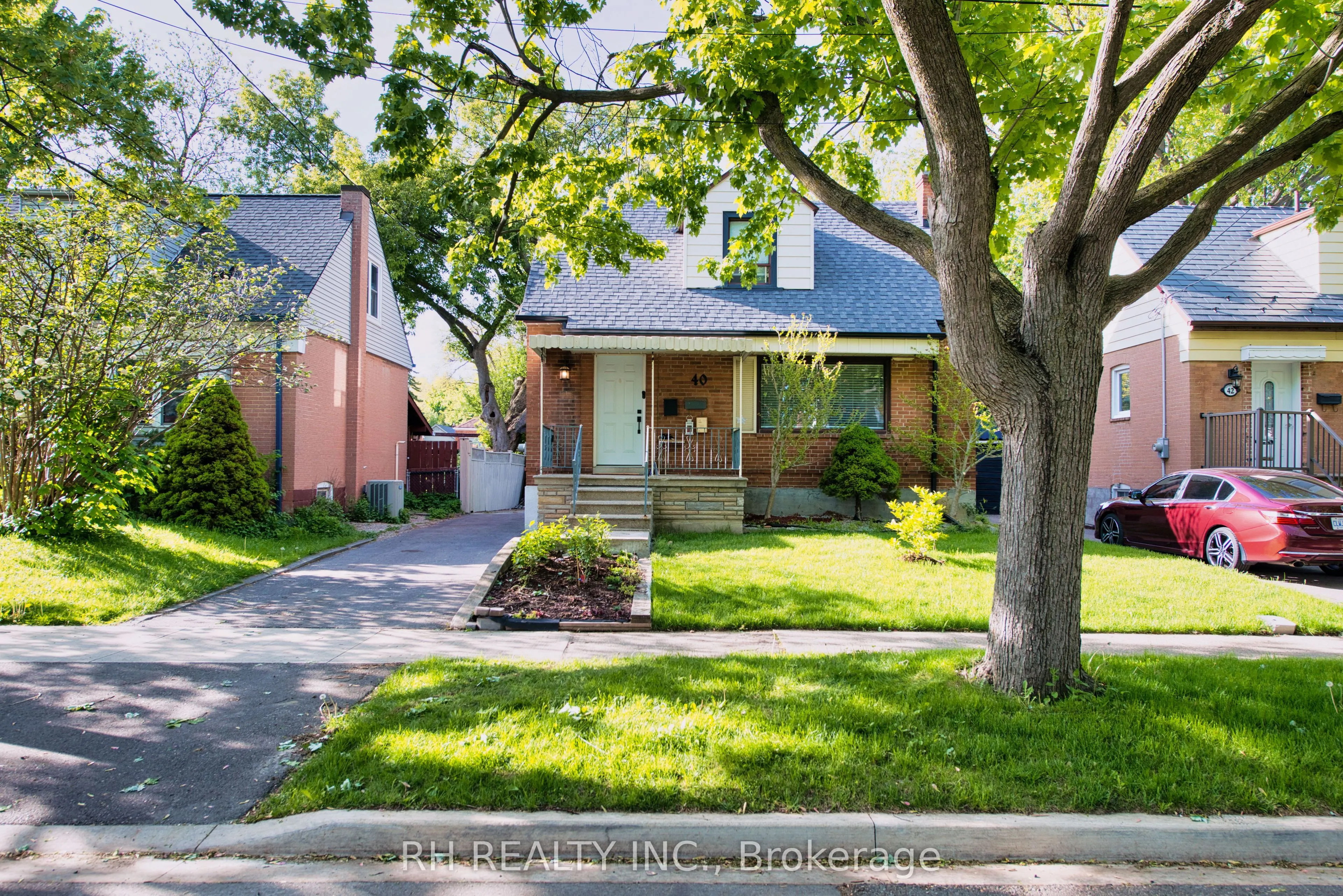 40 Patika Avenue