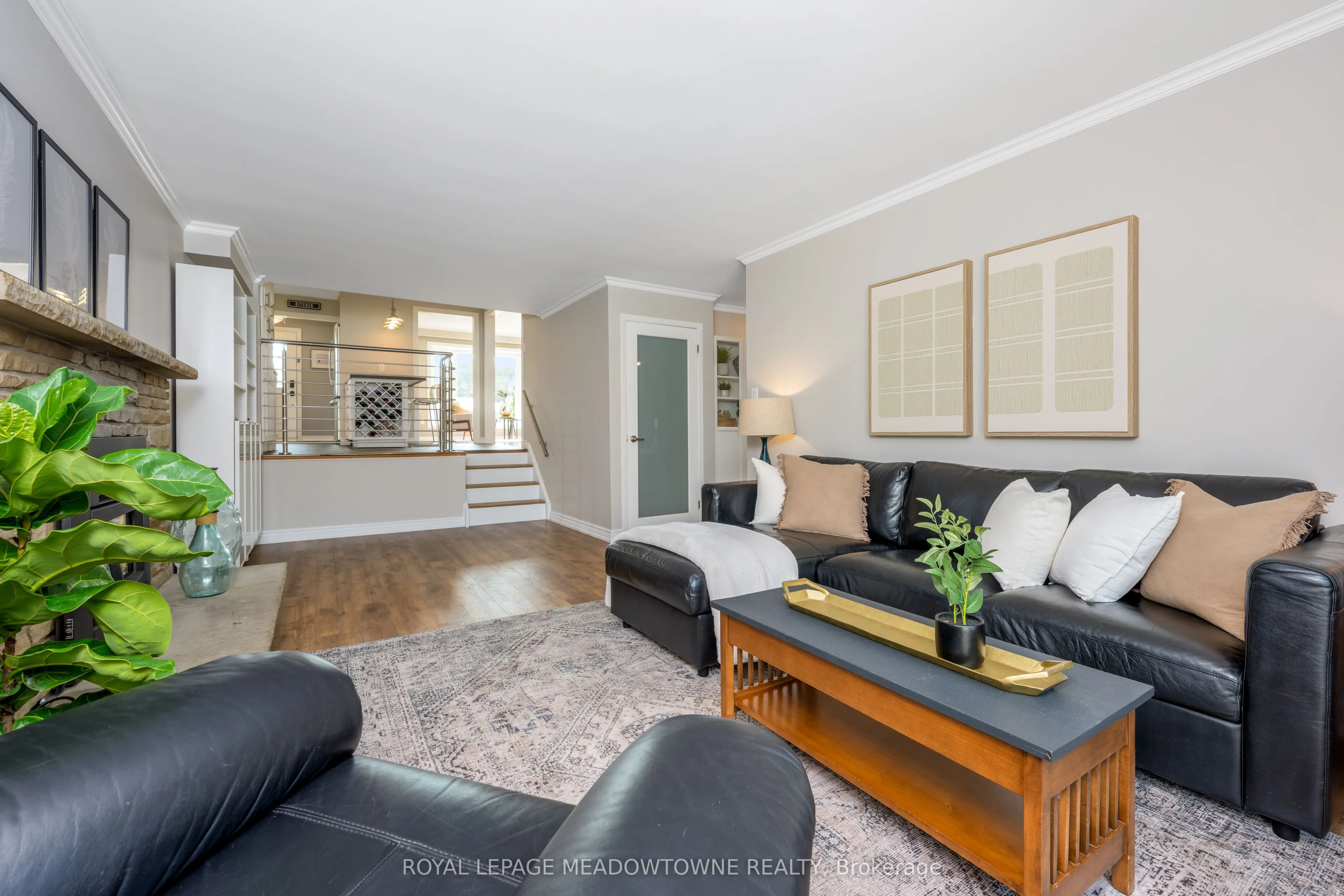 8 Lucinda Place