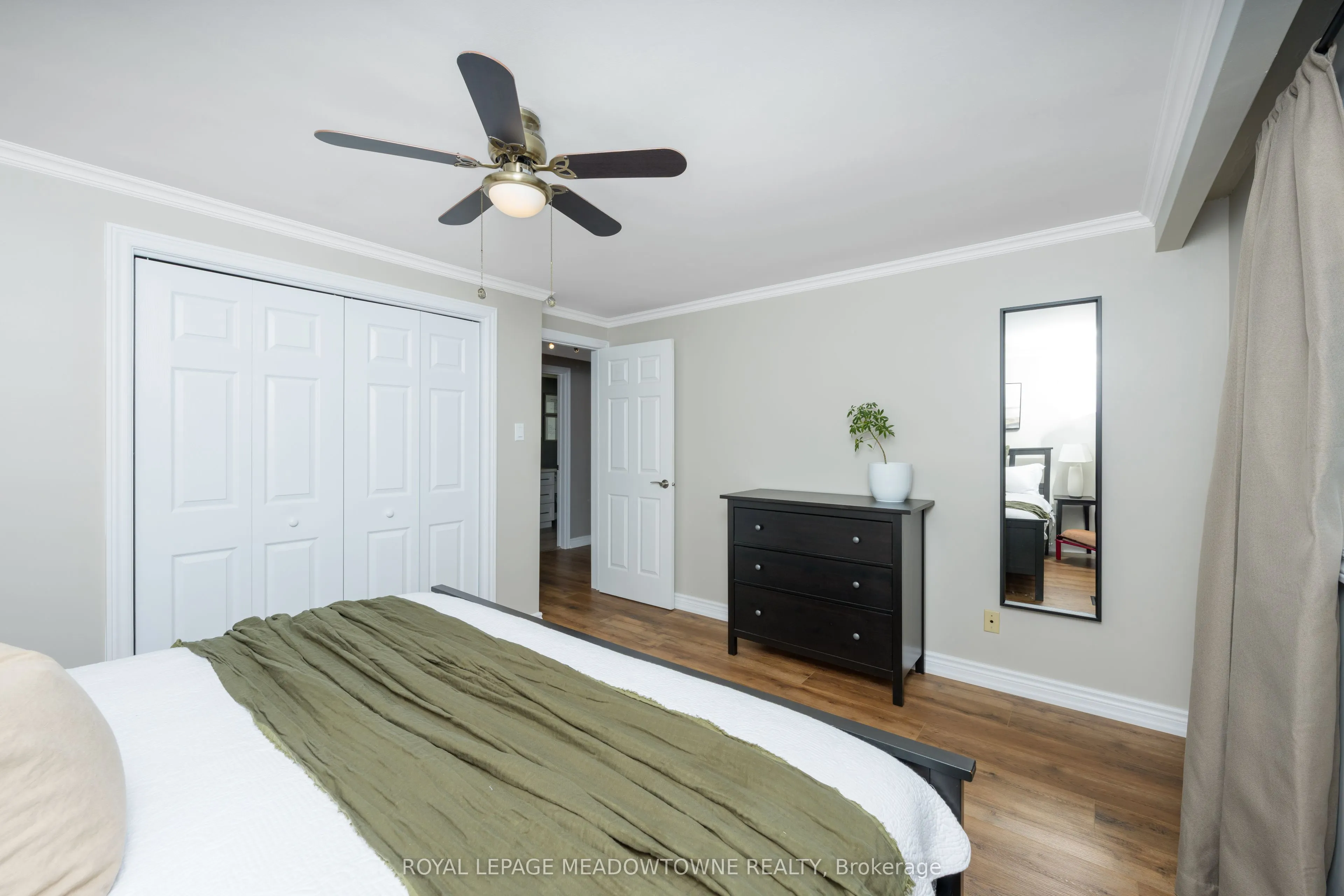 8 Lucinda Place