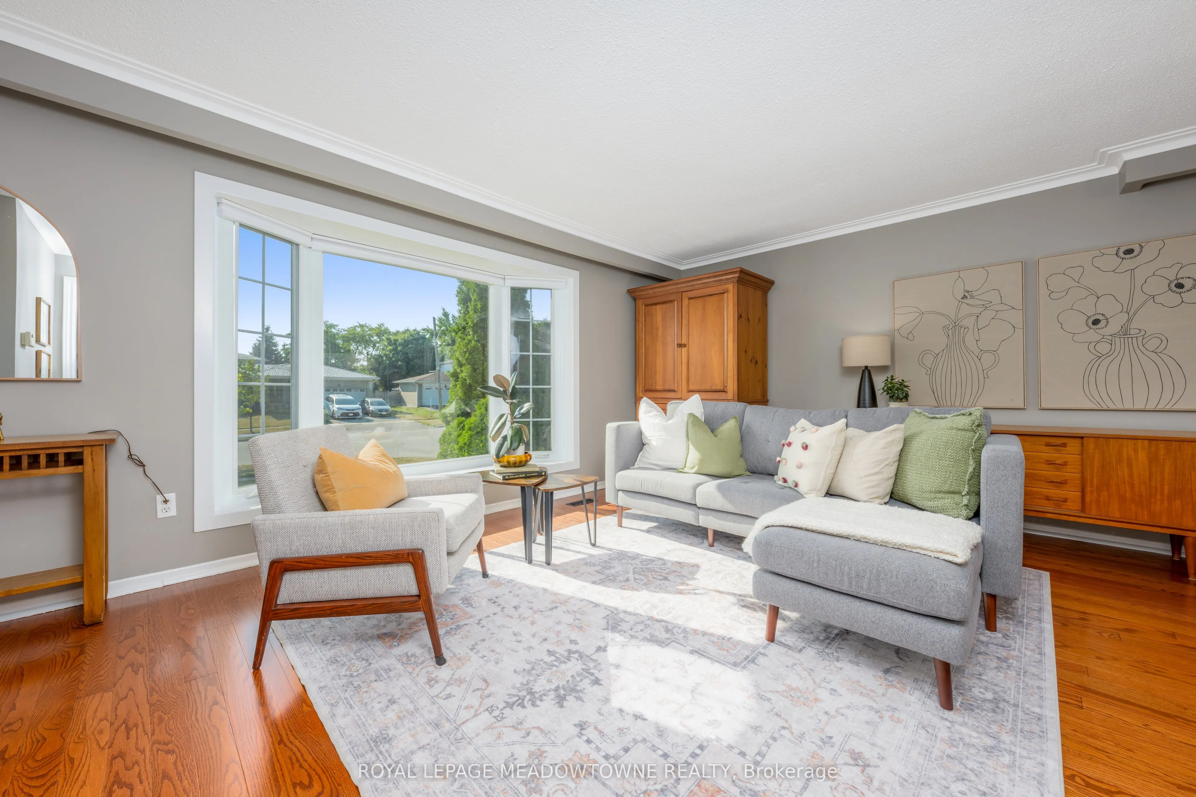 8 Lucinda Place
