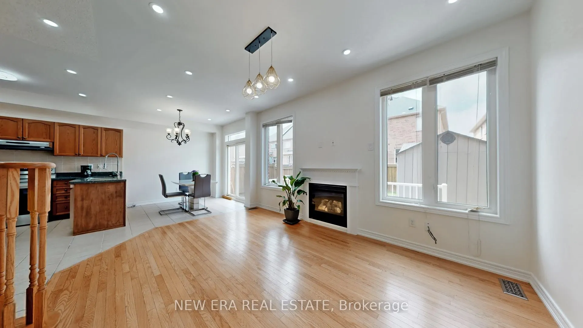 26 Openbay Gardens