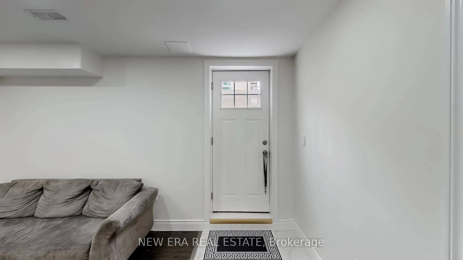 26 Openbay Gardens