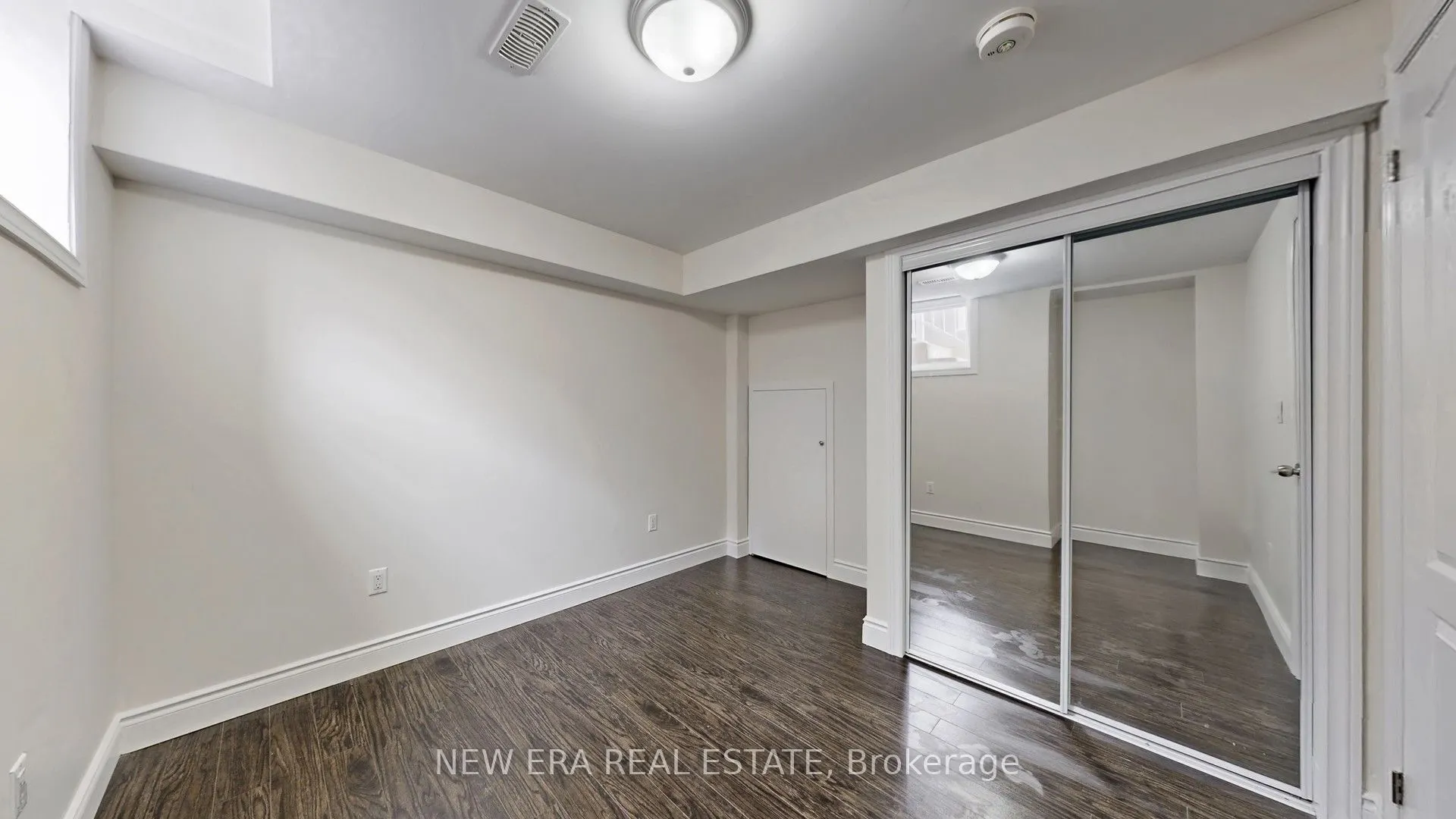 26 Openbay Gardens