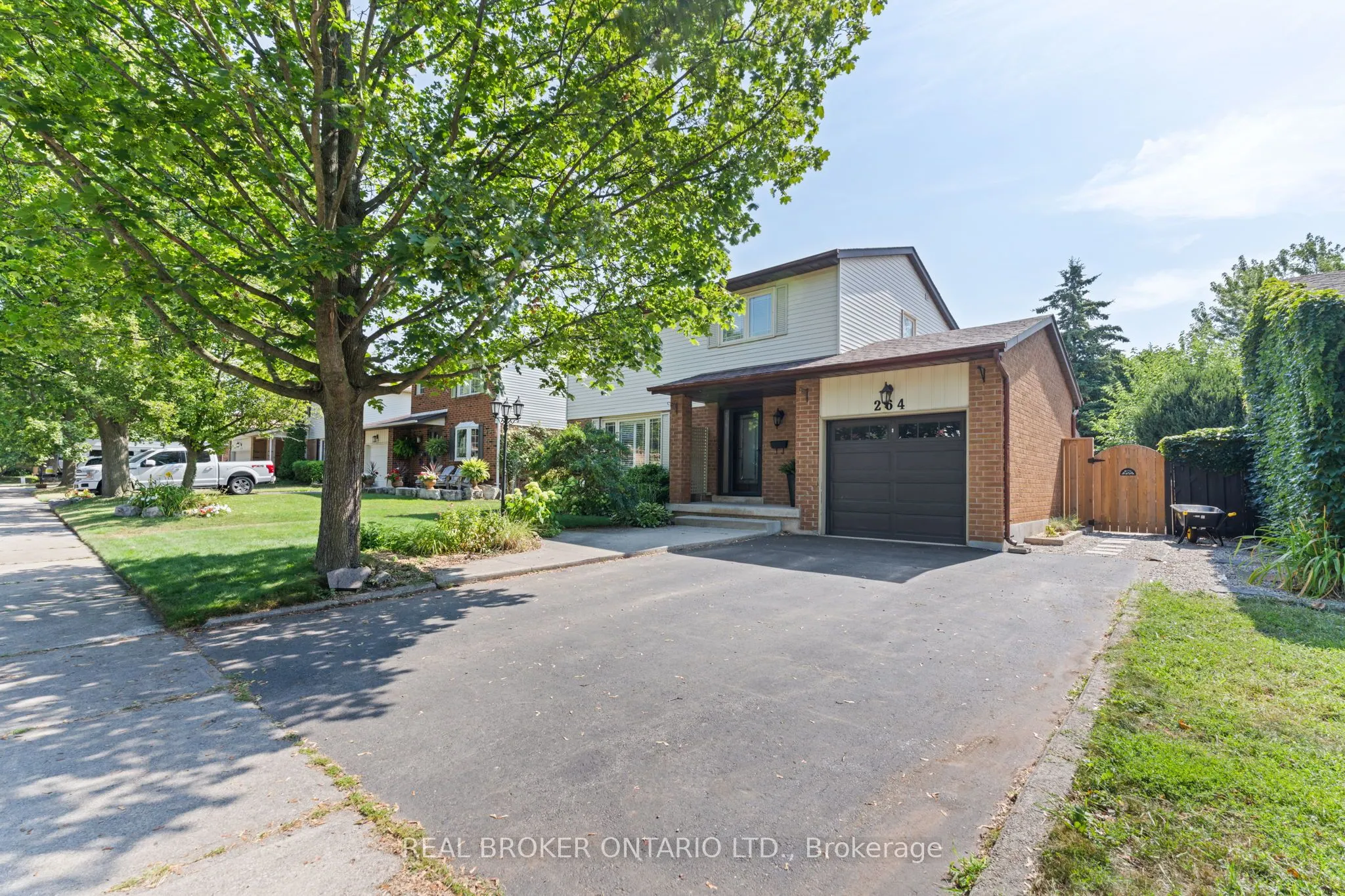264 Trowbridge Place