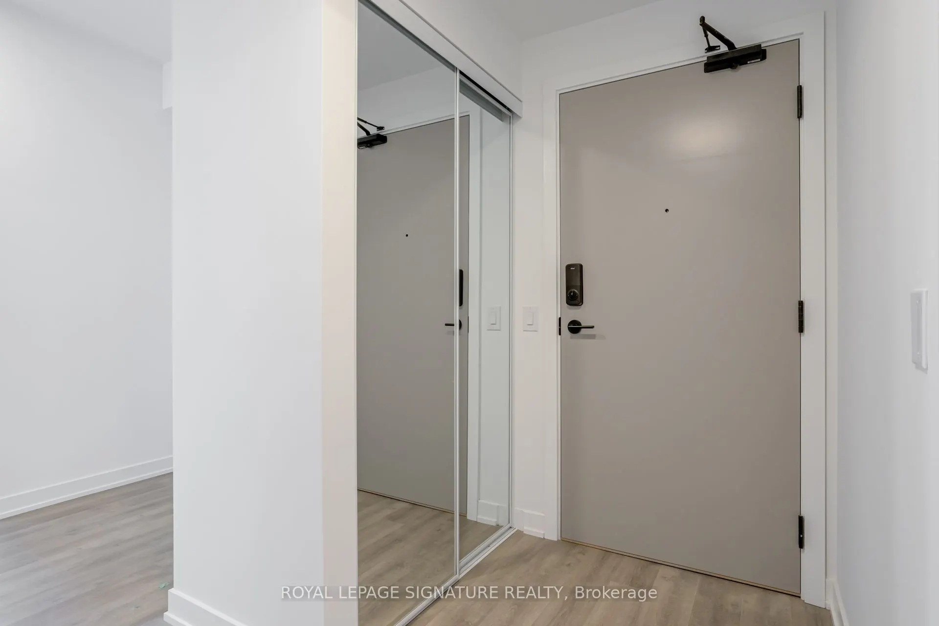 5105 Hurontario Street, #2311