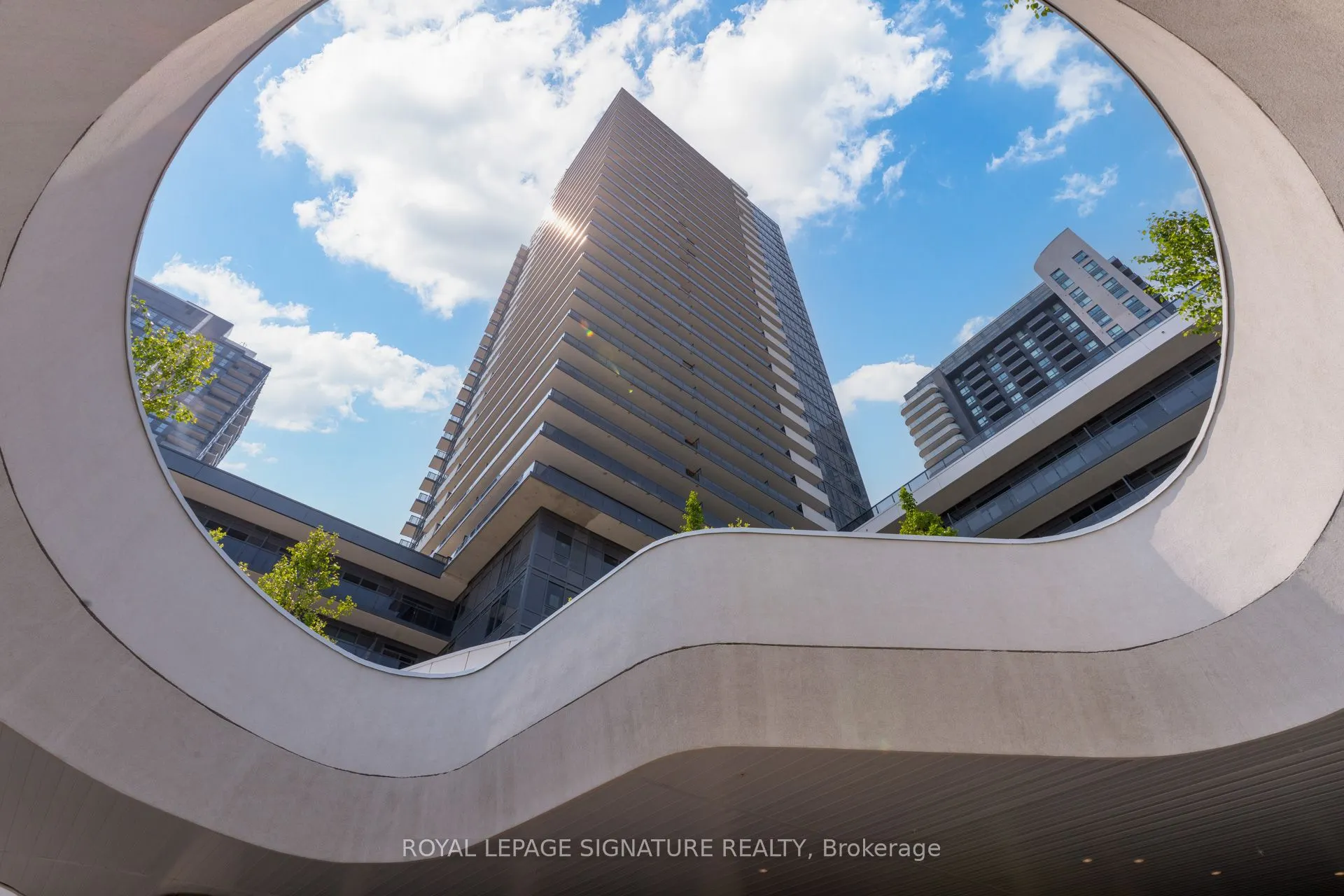 5105 Hurontario Street, #2311