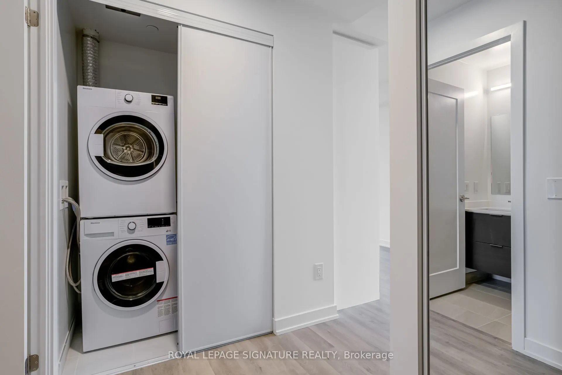 5105 Hurontario Street, #2311