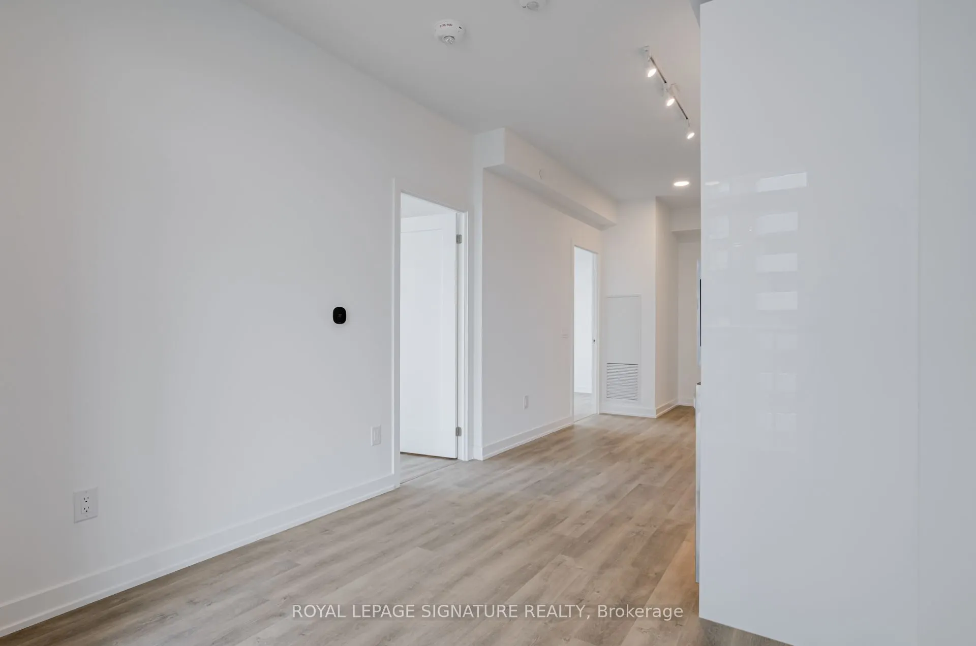 5105 Hurontario Street, #2311
