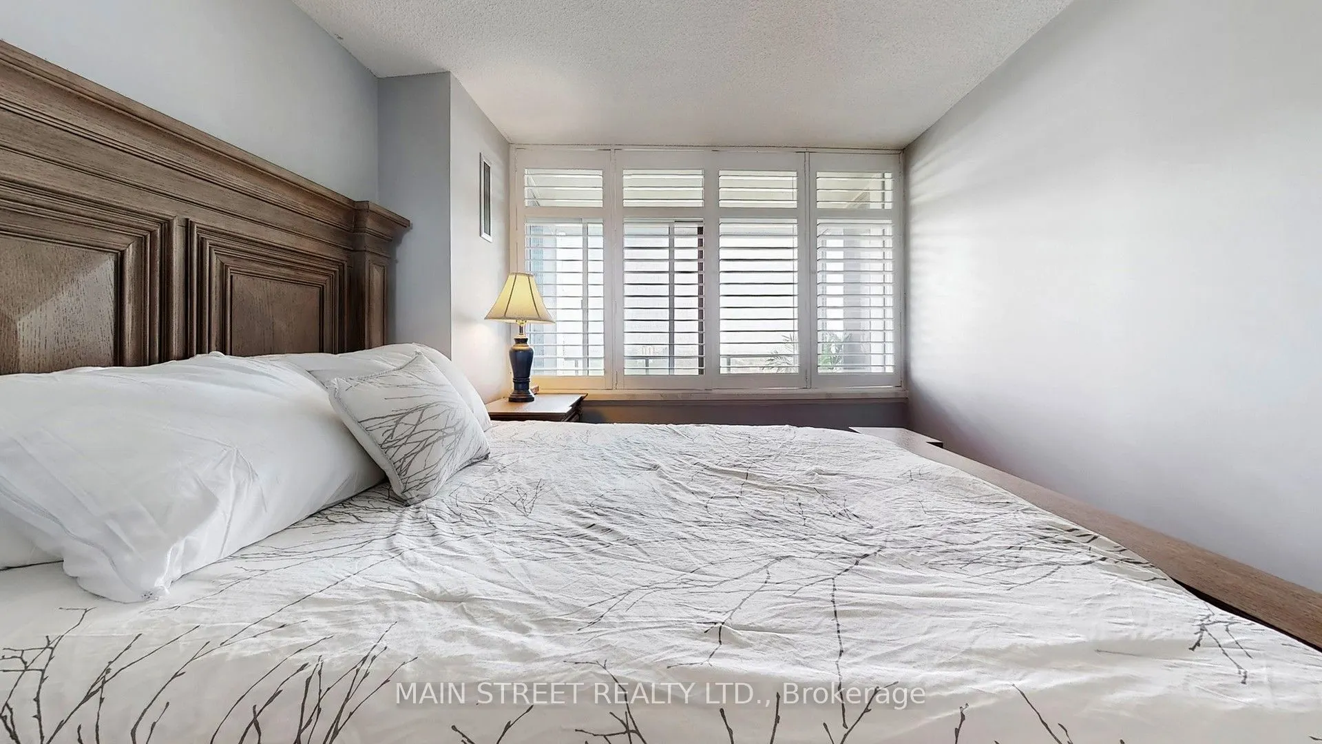 3100 Kirwin Avenue, #2502