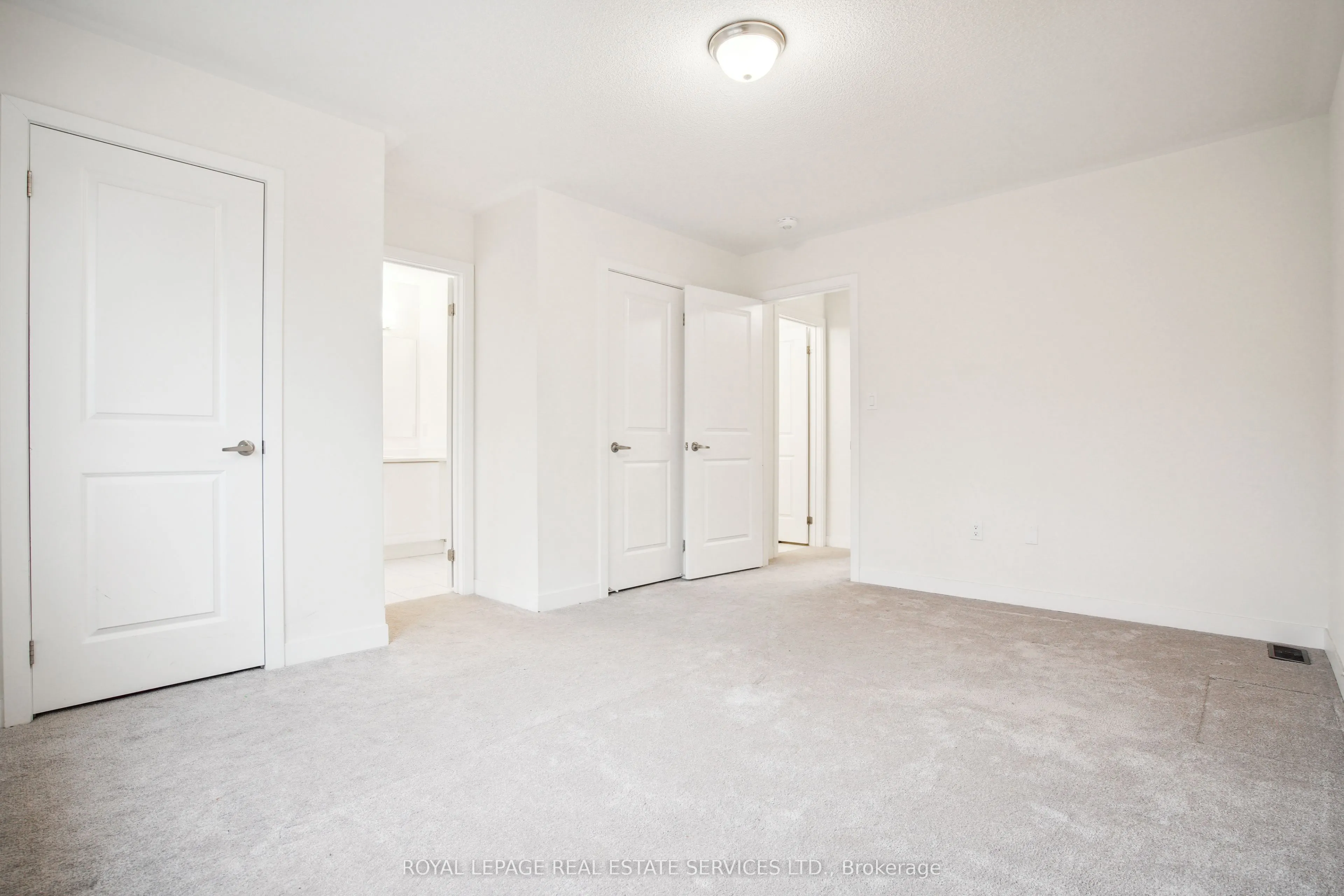 1450 Rose Way