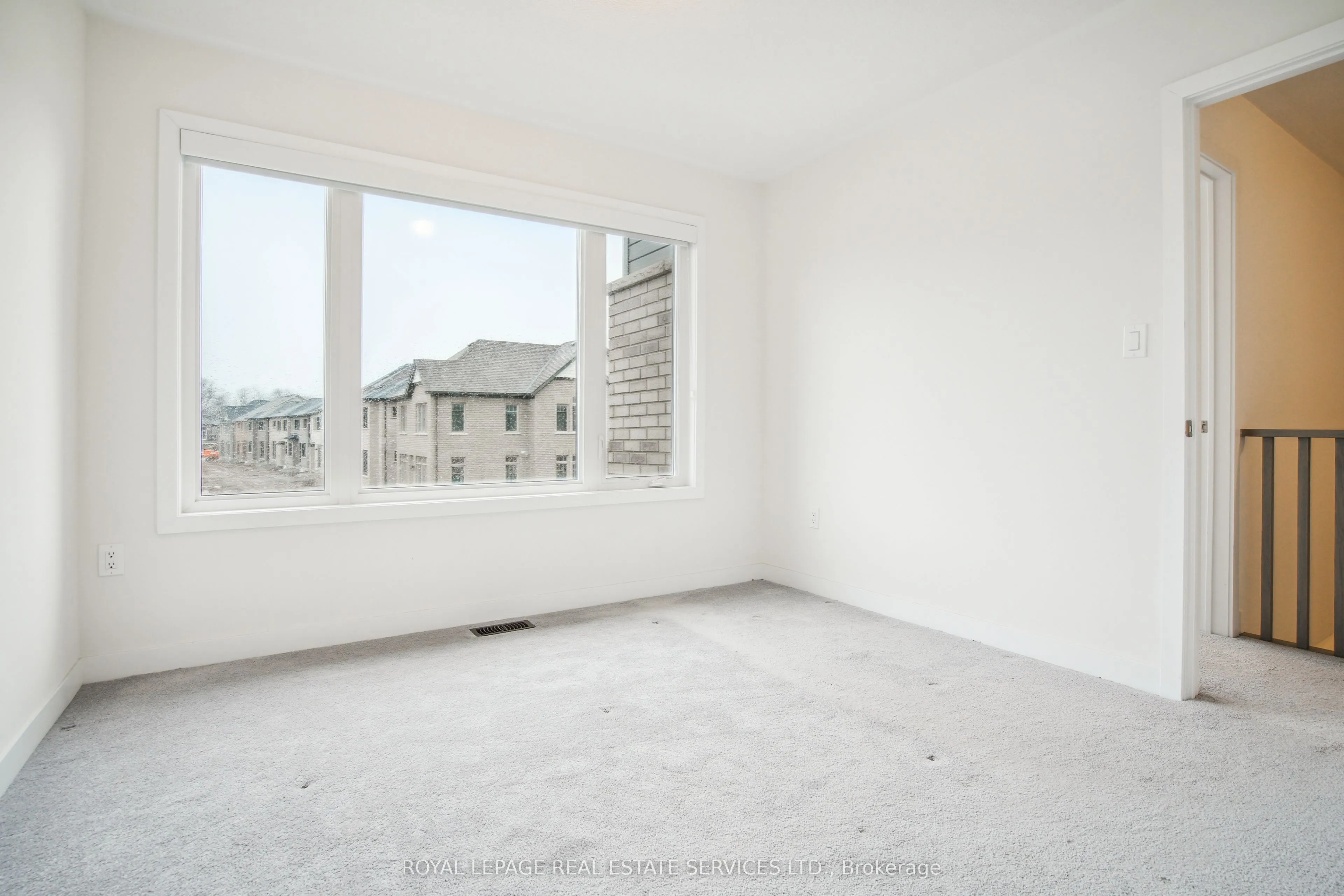 1450 Rose Way