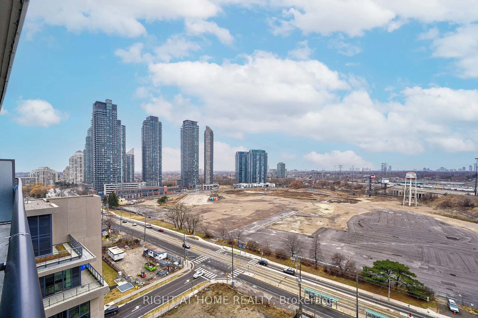 56 Annie Craig Drive, #1409