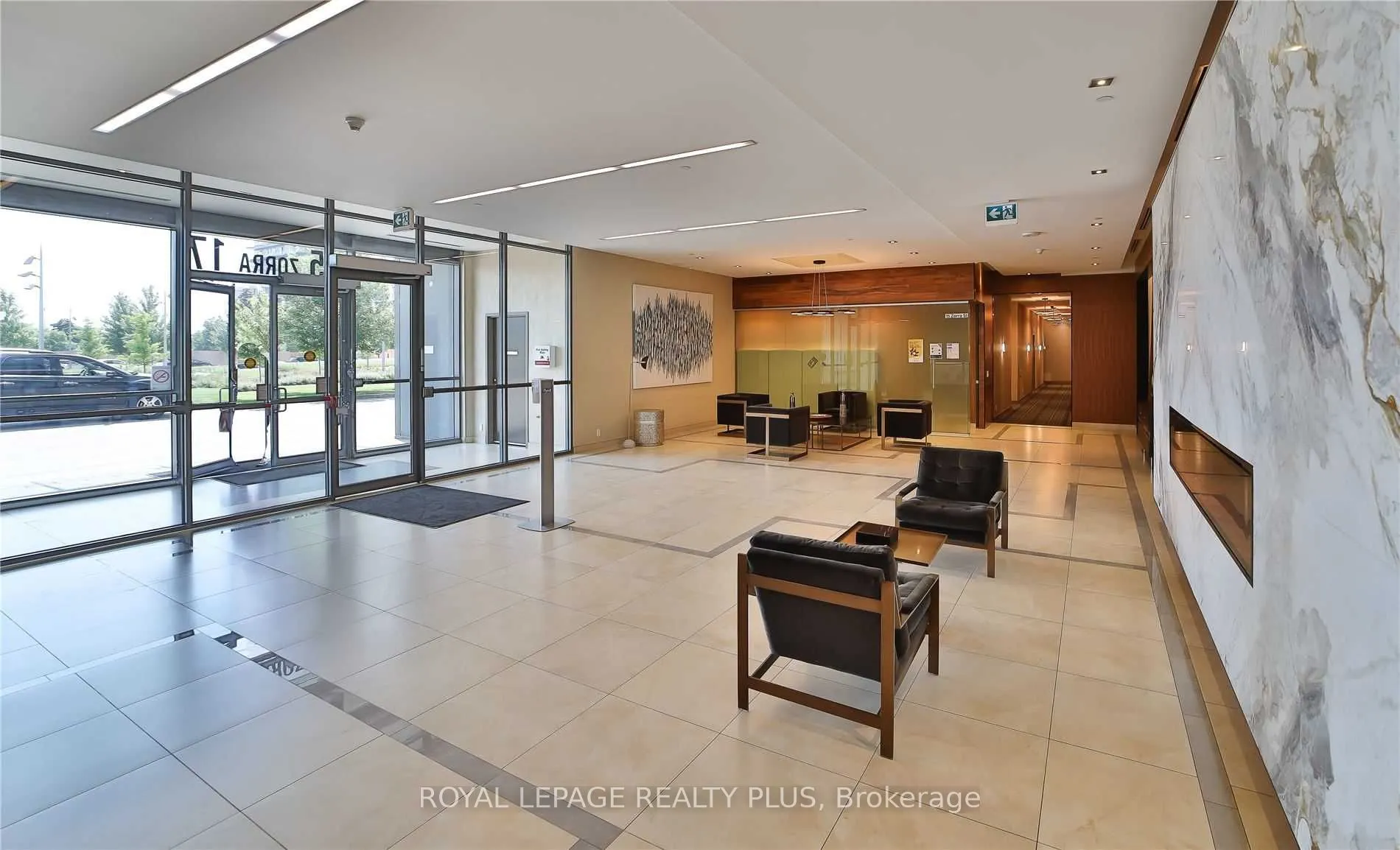 17 Zorra Street, #PH01