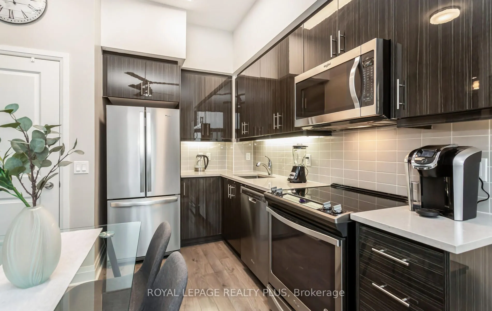 17 Zorra Street, #PH01