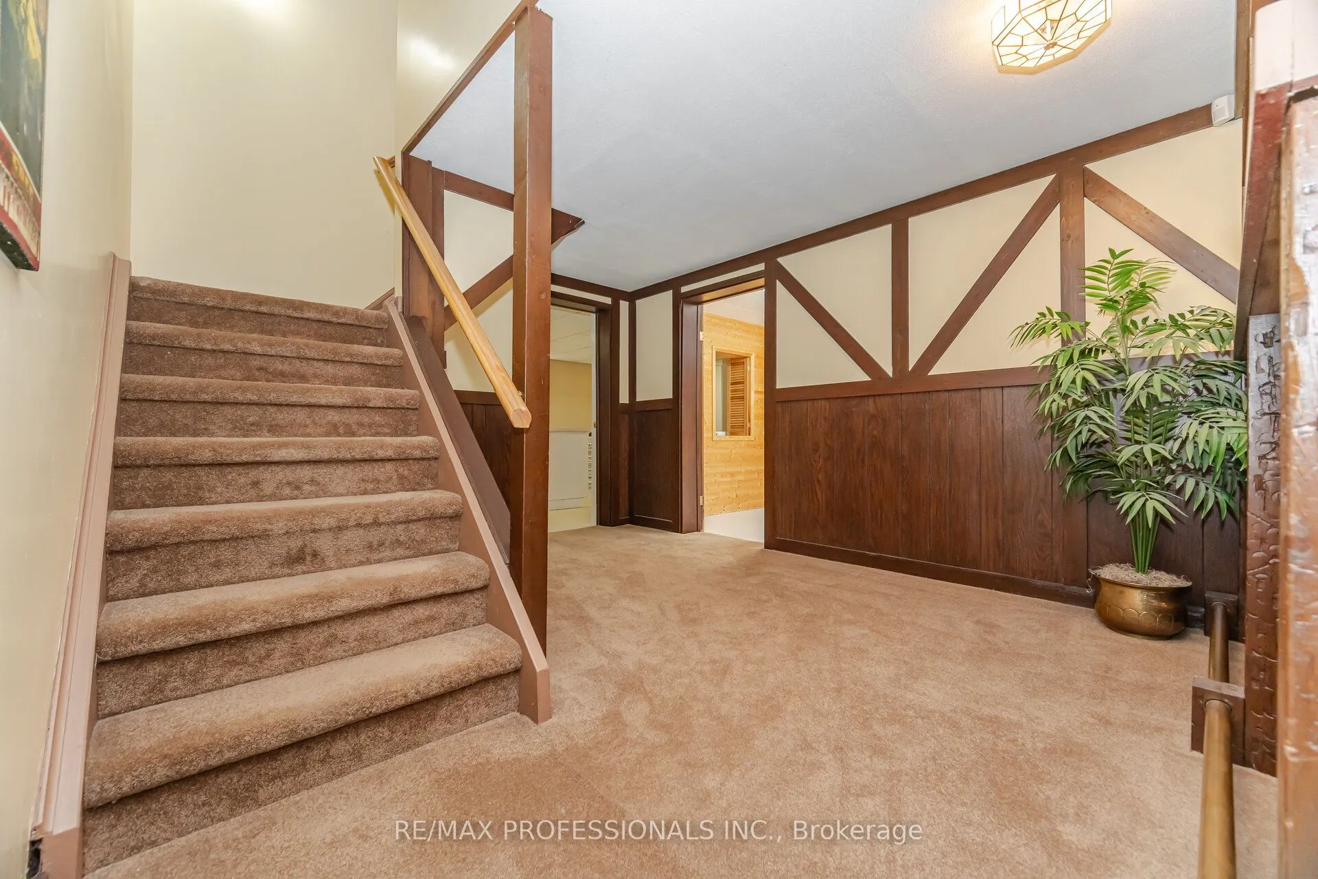 70 Hillside Drive